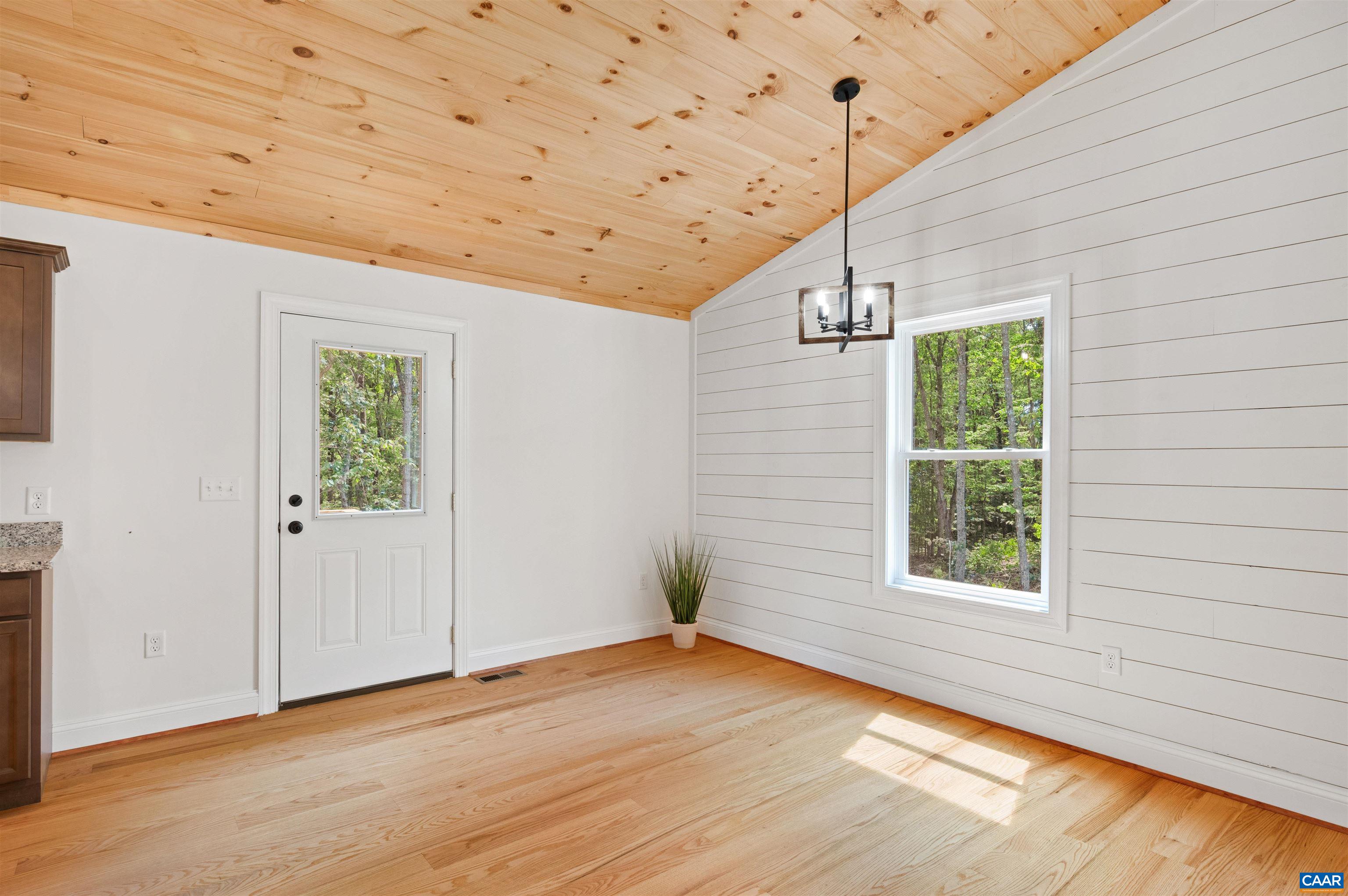 2742 Twymans Mill Rd, Radiant, VA 22932 — photo 9