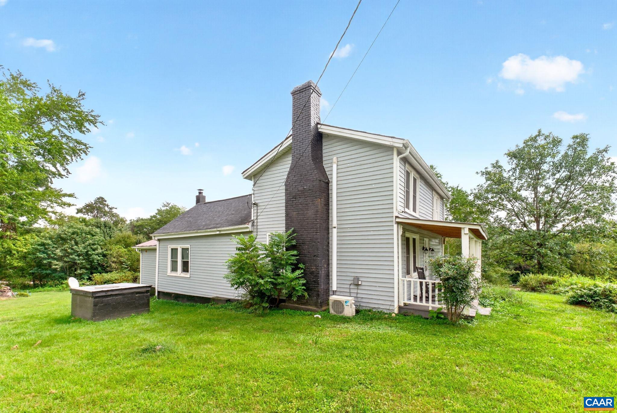 31 Capell Ln, Norwood, VA 24581 — photo 2