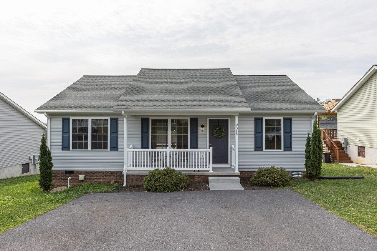 2315 Whitestone Dr, Rockingham, VA 22801