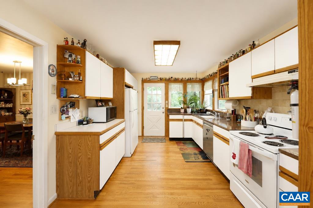 1616 King Mountain Rd, Charlottesville, VA 22901 — photo 4