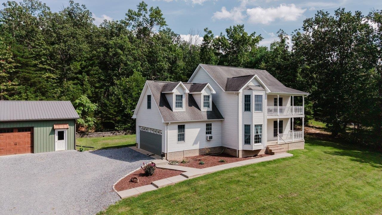 19806 Huckleberry Rd, Elkton, VA 22827