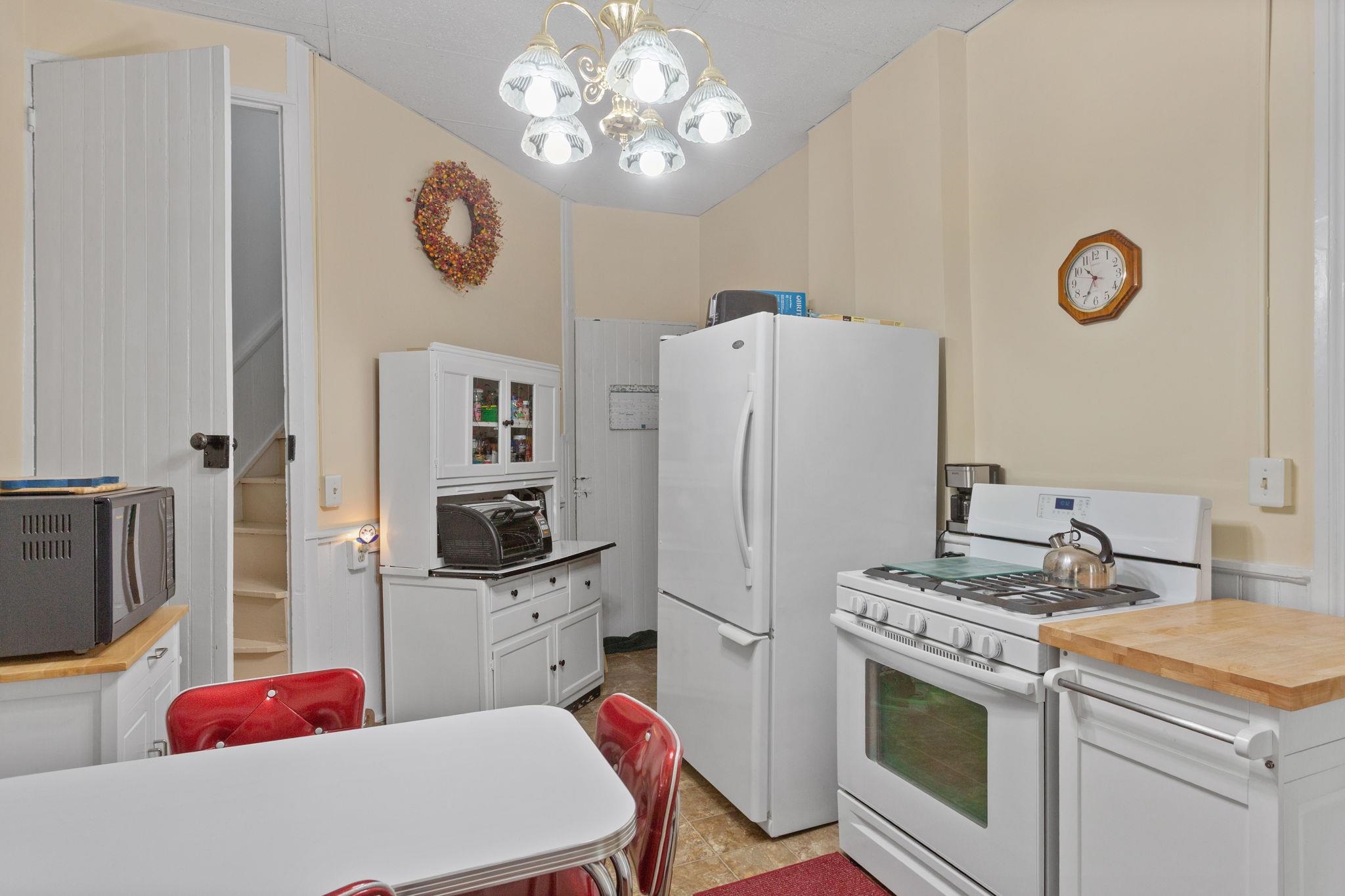 271 S Liberty St, Harrisonburg, VA 22801 — photo 5