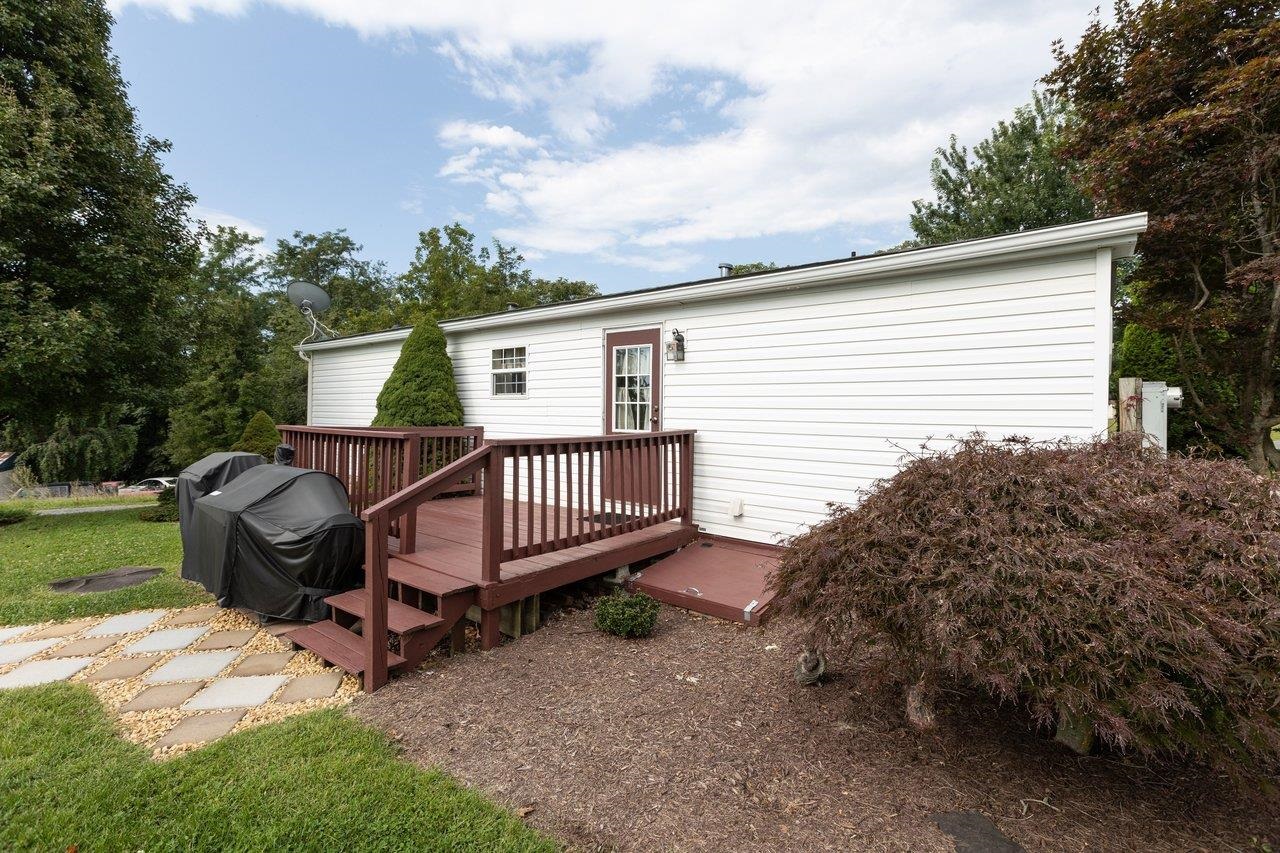 10454 Mt Zion Rd, Linville, VA 22834 — photo 3