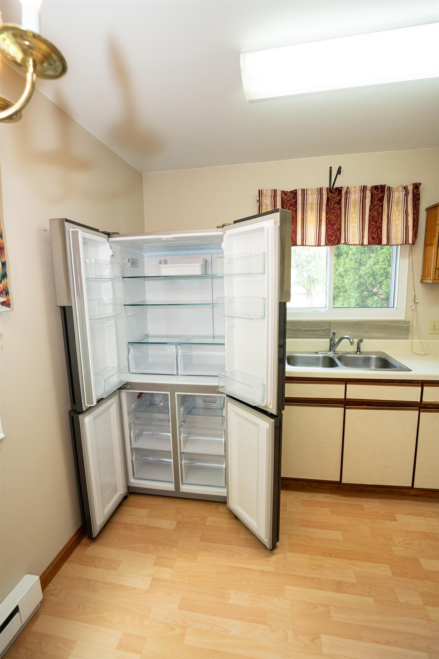 536 E Washington St, Harrisonburg, VA 22802 — photo 5