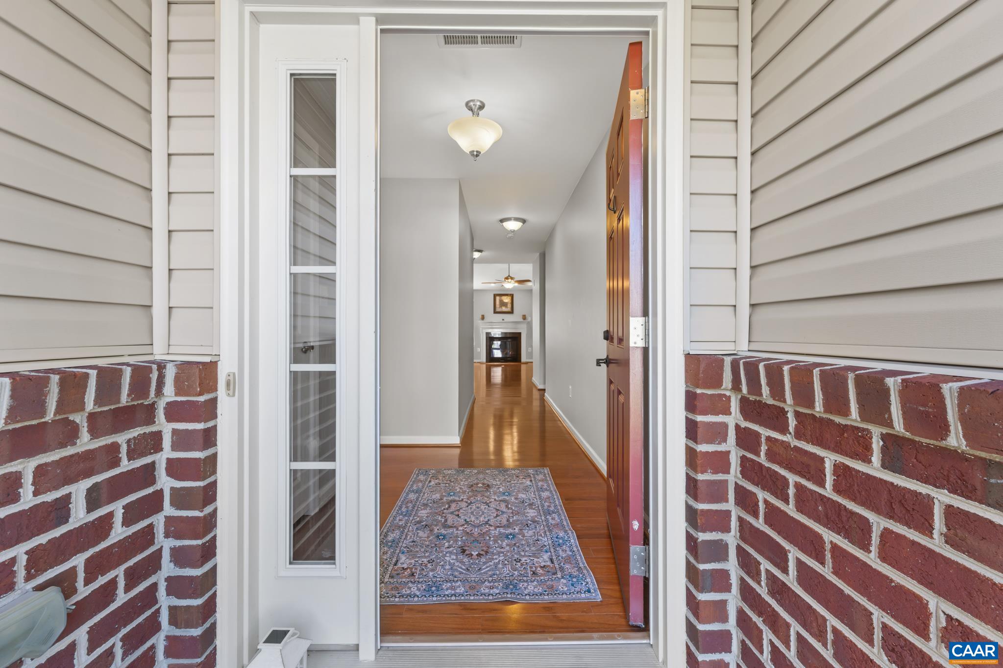 323 Elizabeth Dr, Barboursville, VA 22923 - photo 4