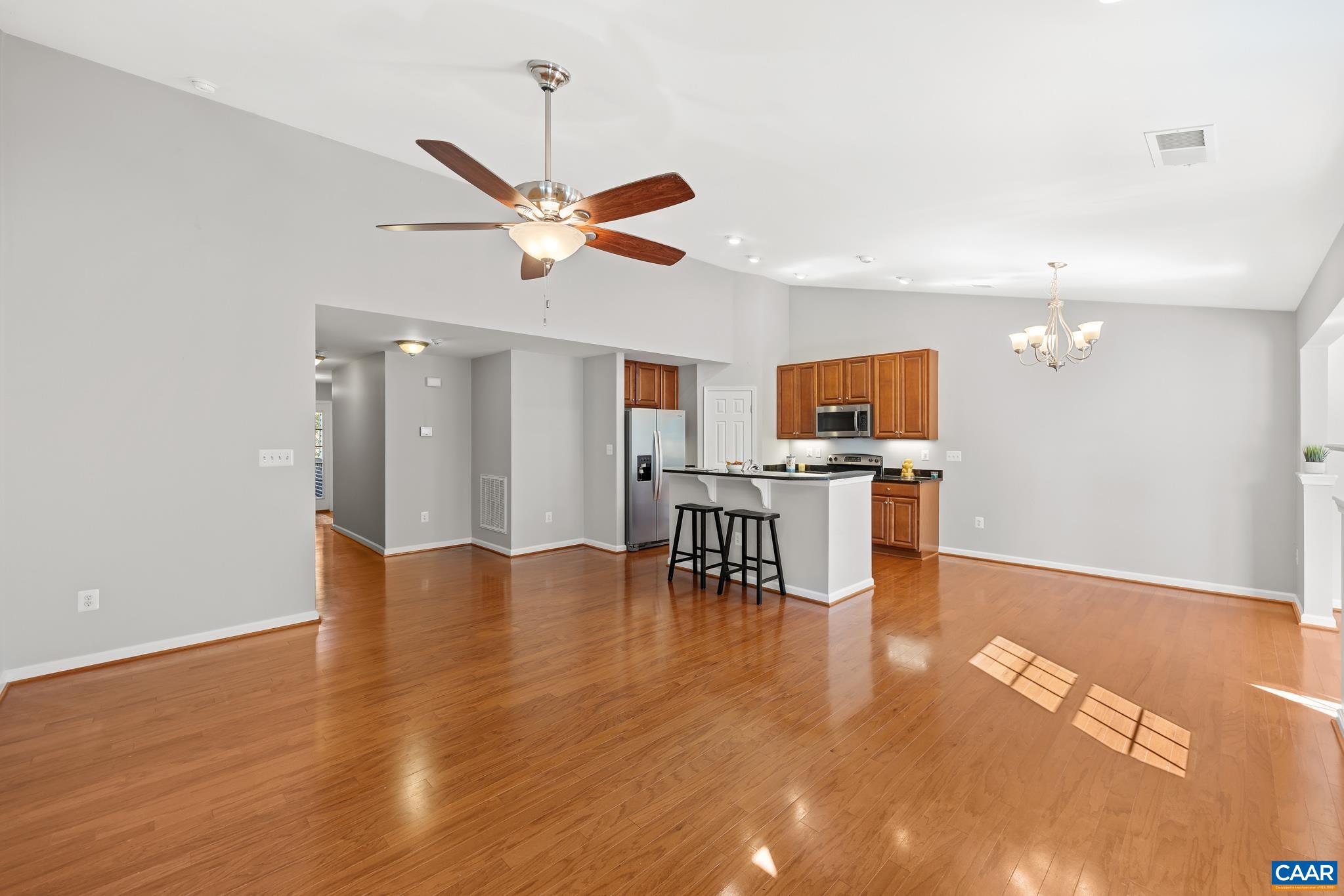 323 Elizabeth Dr, Barboursville, VA 22923 - photo 8