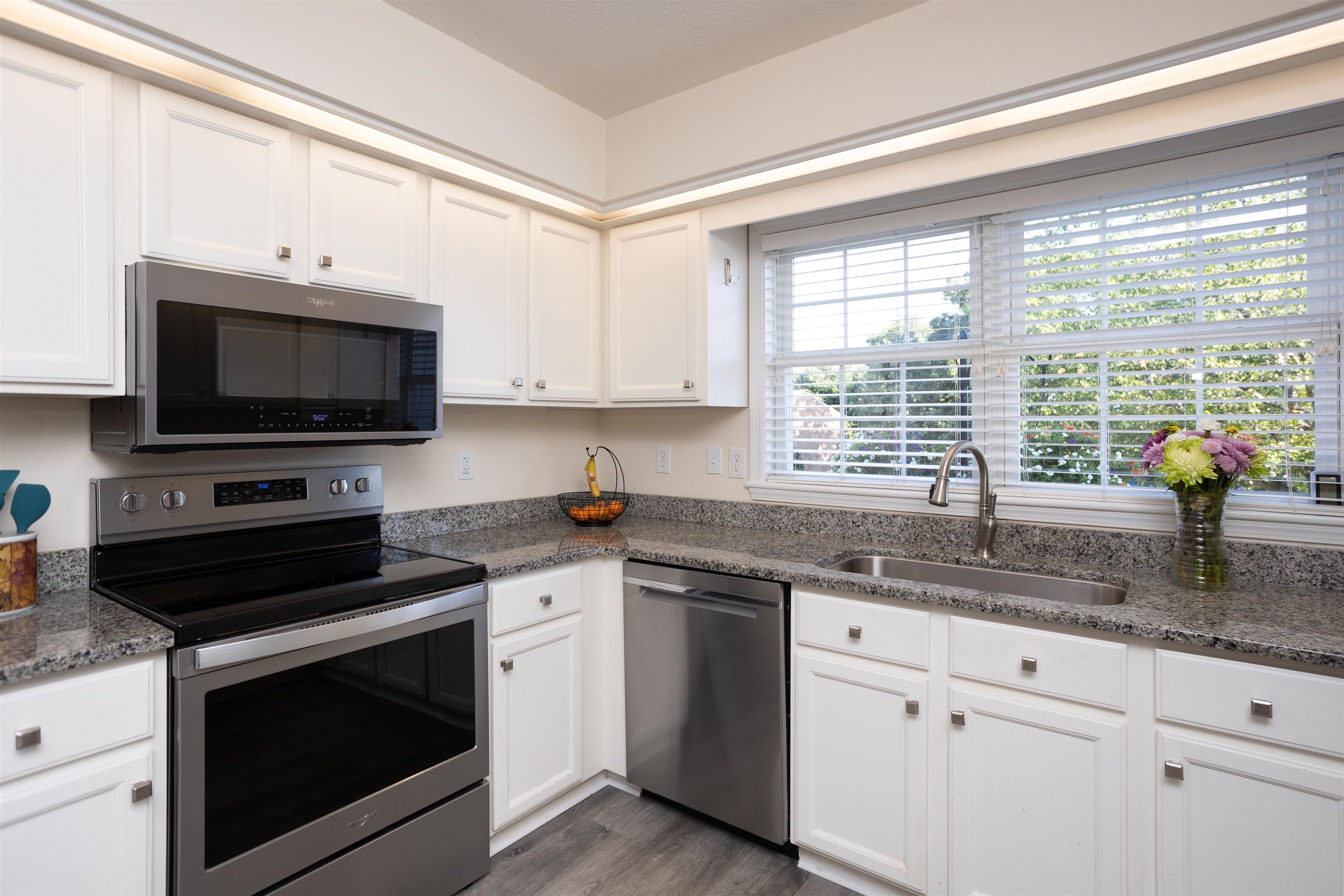 136 Emerald Dr, Harrisonburg, VA 22801 — photo 5