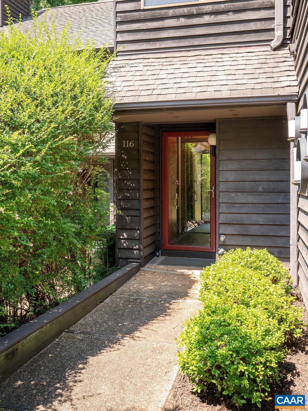 116 Blithe Ct, Charlottesville, VA 22901 — photo 4