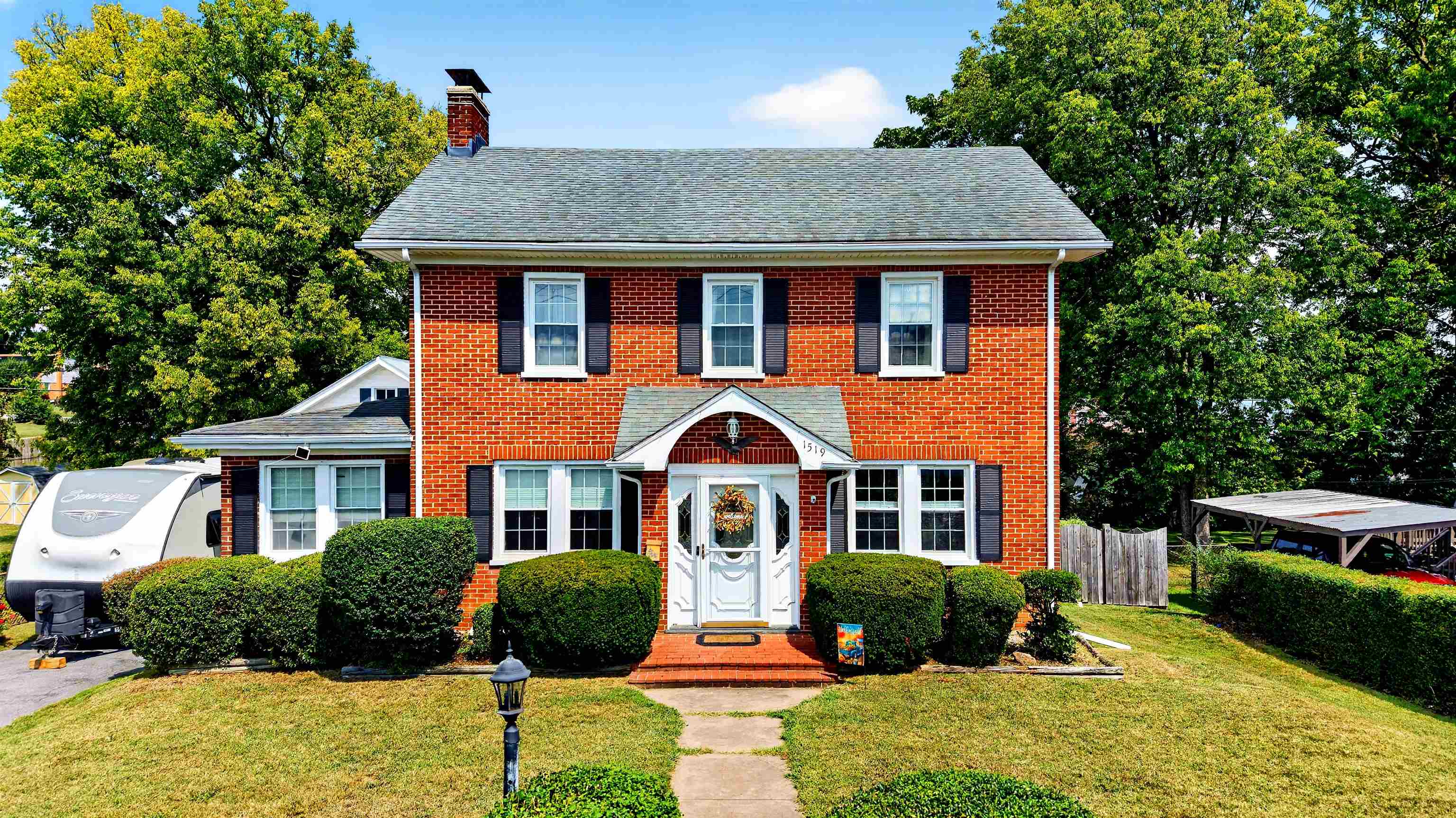 1519 Park Rd, Waynesboro, VA 22980