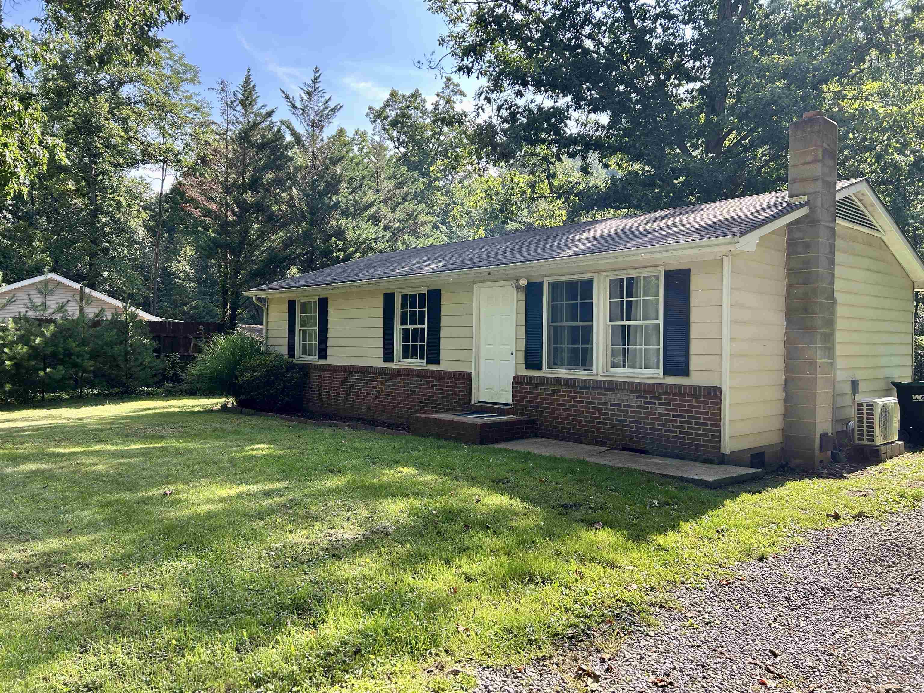 9415 Briery Branch Rd, Dayton, VA 22821