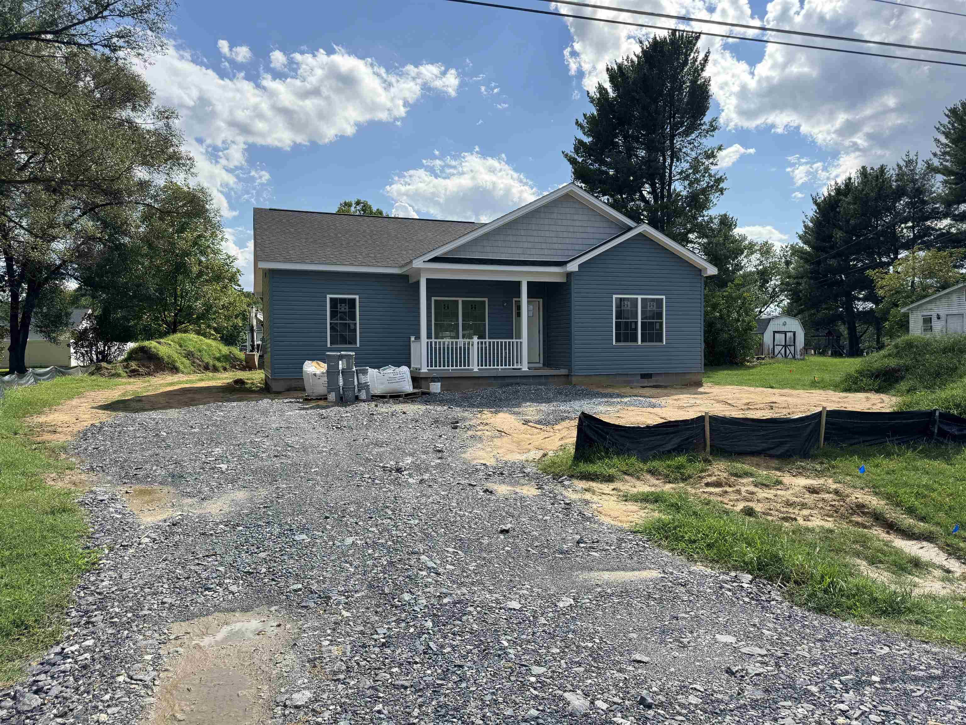 607 6th St, Grottoes, VA 24441 — photo 3