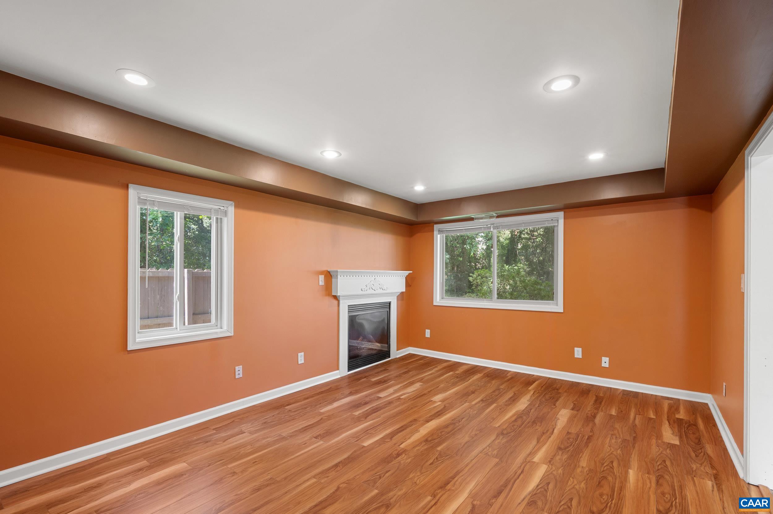 147 Woodlake Dr, Charlottesville, VA 22901 — photo 8