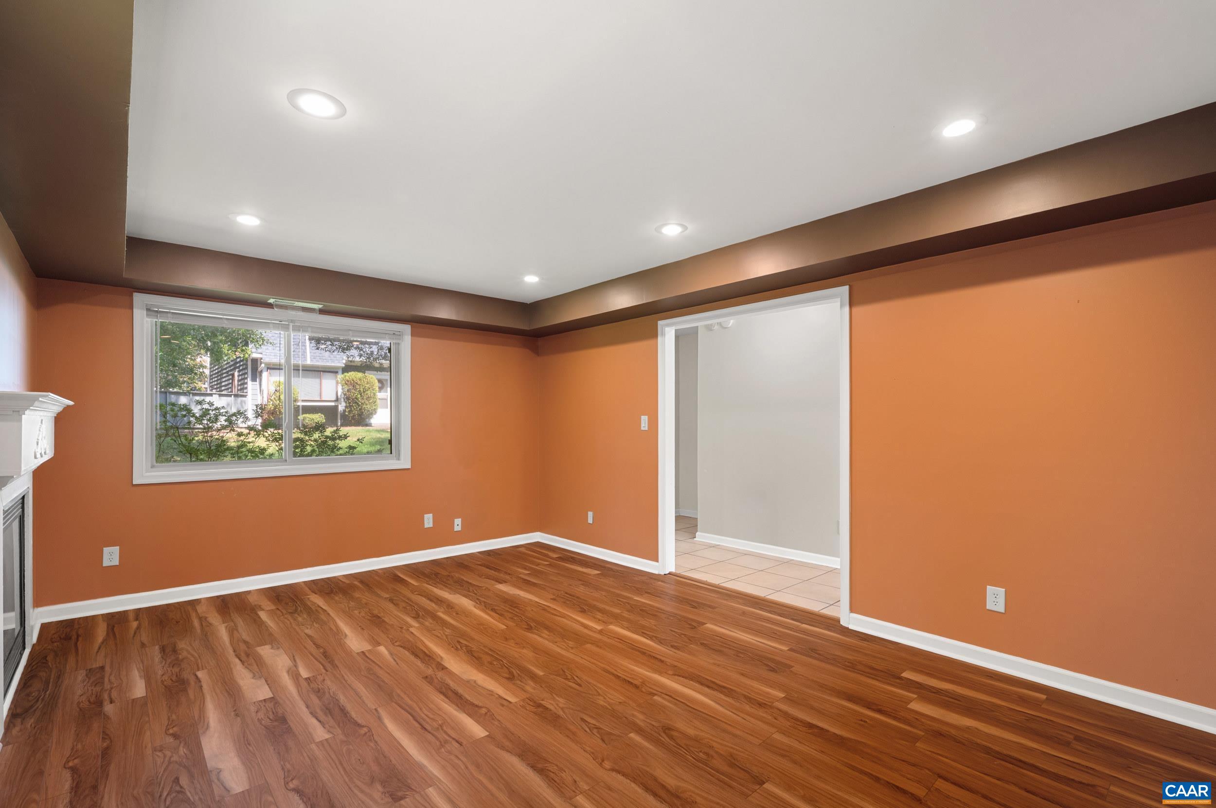 147 Woodlake Dr, Charlottesville, VA 22901 — photo 9