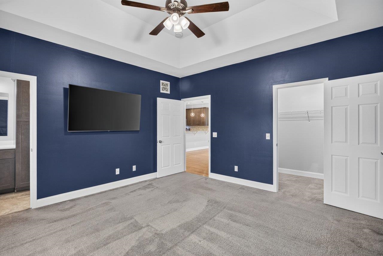 805 Coltsfoot Ln photo 21