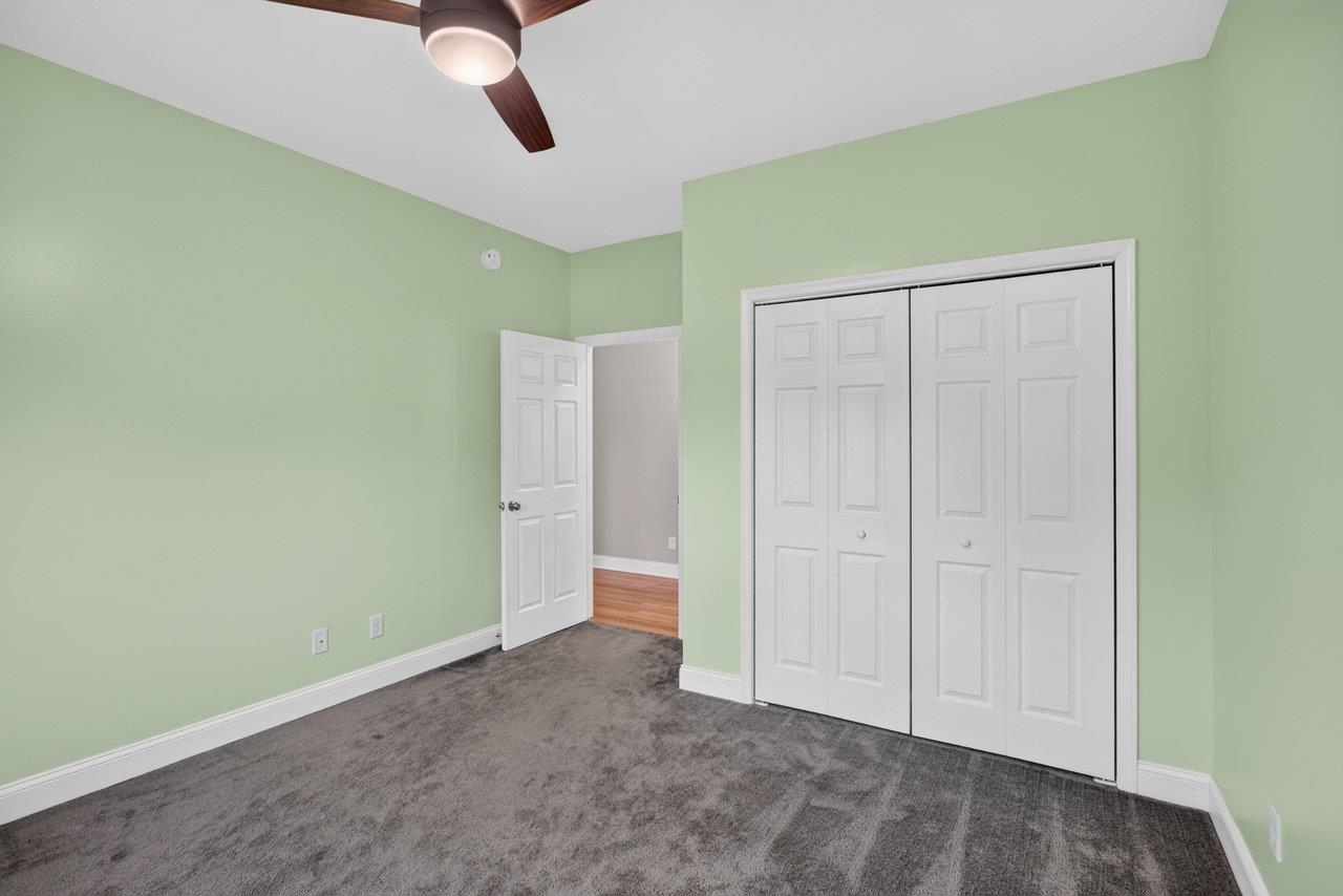 805 Coltsfoot Ln photo 30