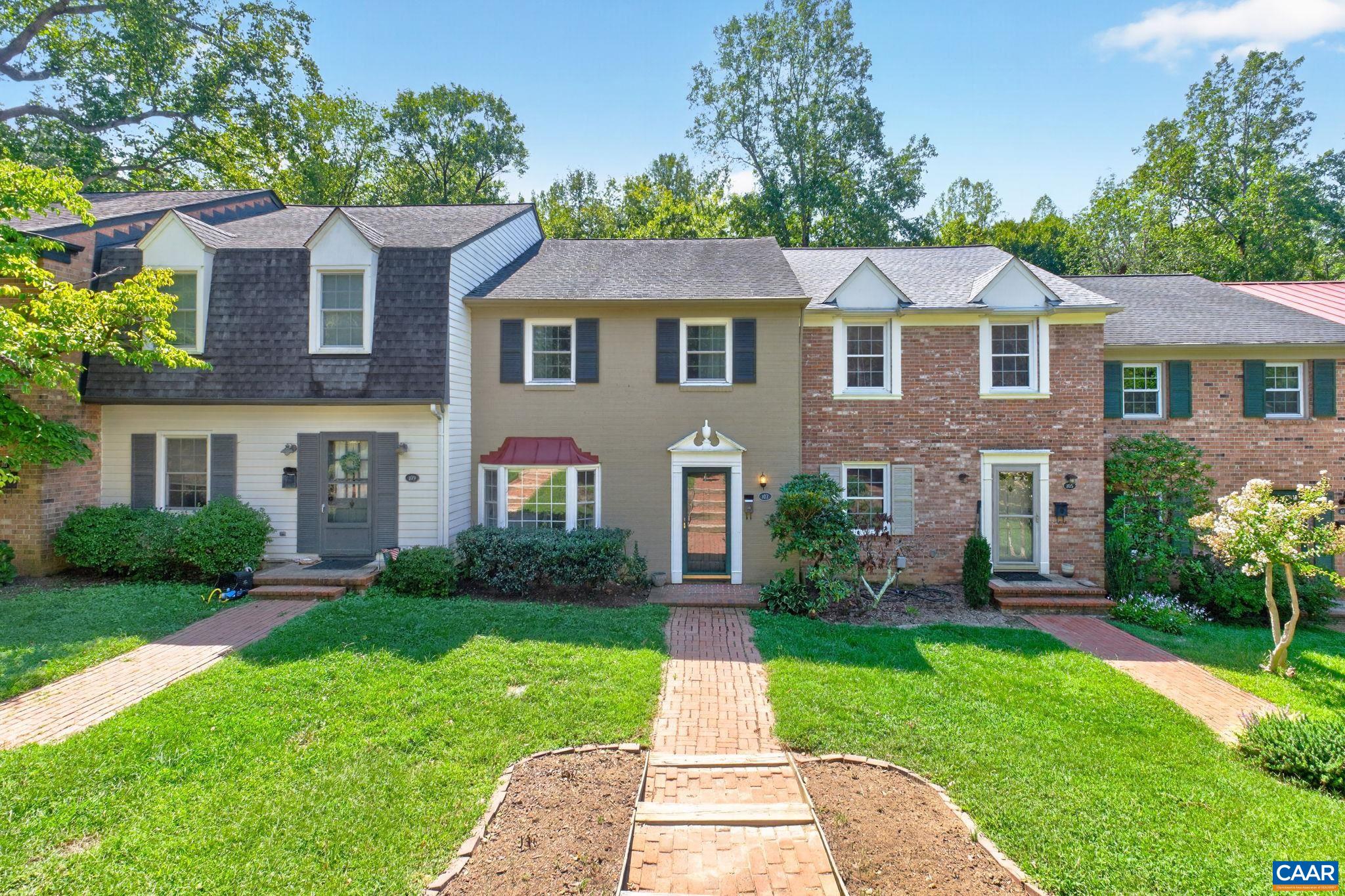 107 Georgetown Green, Charlottesville, VA 22901 — photo 2