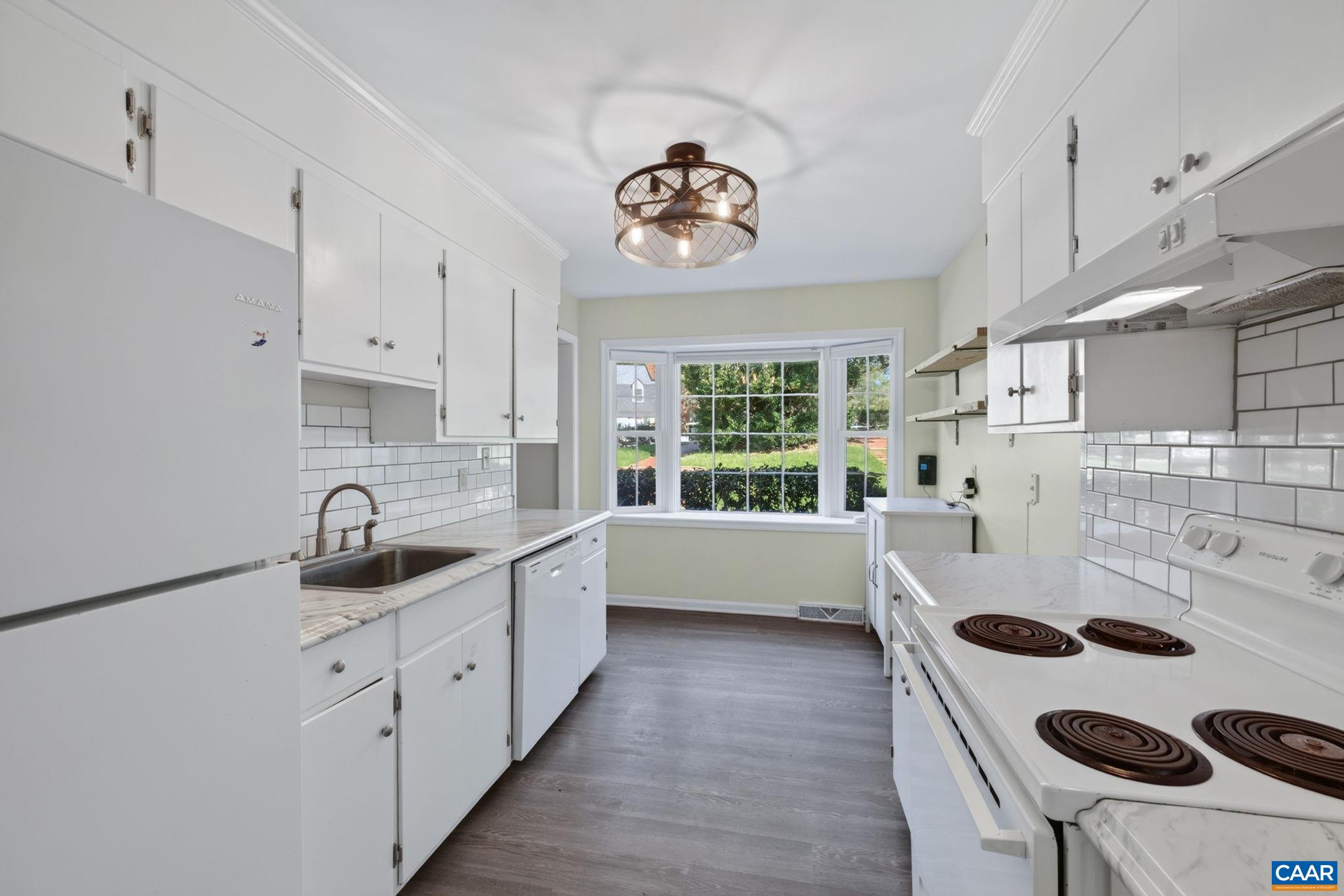 107 Georgetown Green, Charlottesville, VA 22901 — photo 6