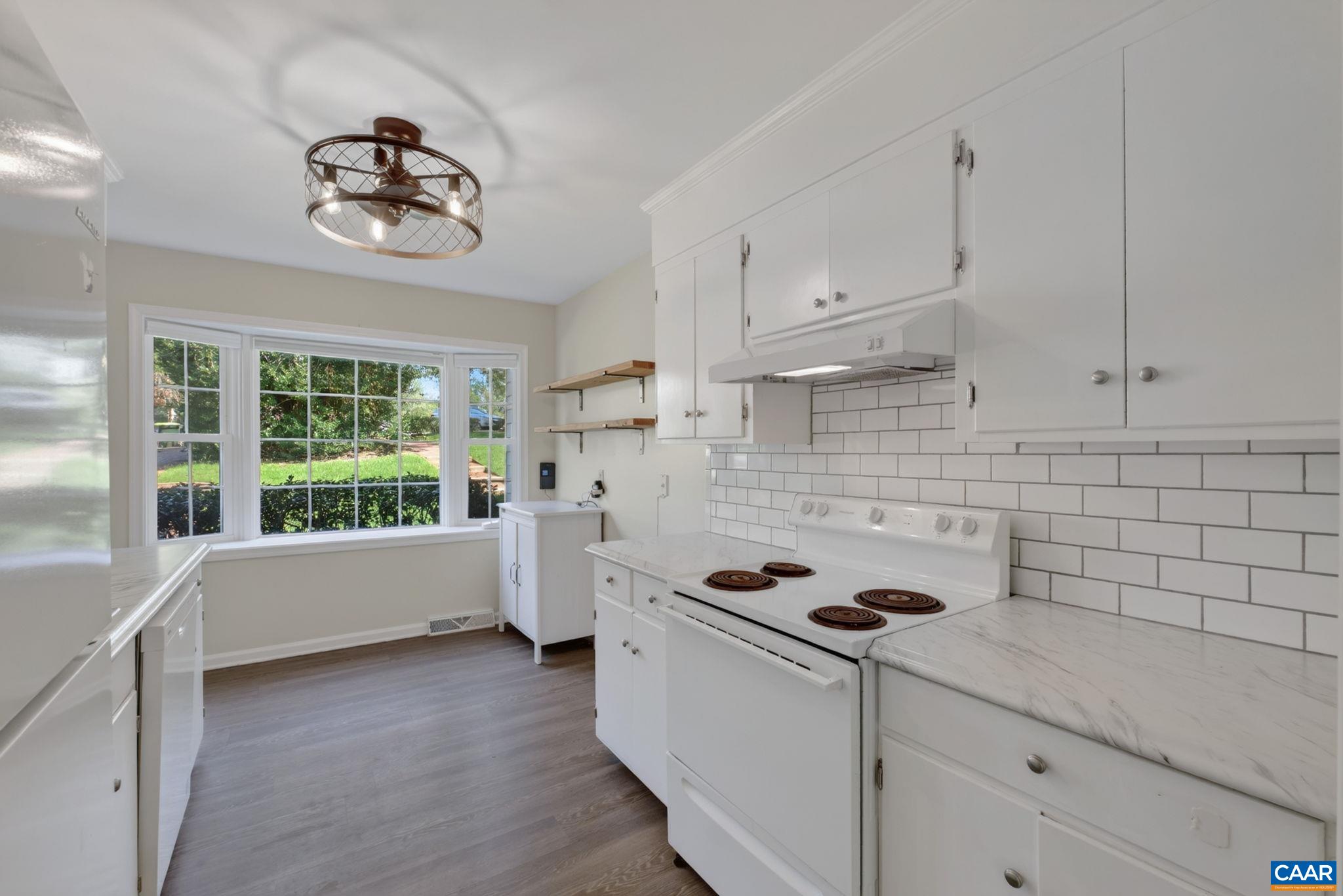 107 Georgetown Green, Charlottesville, VA 22901 — photo 9