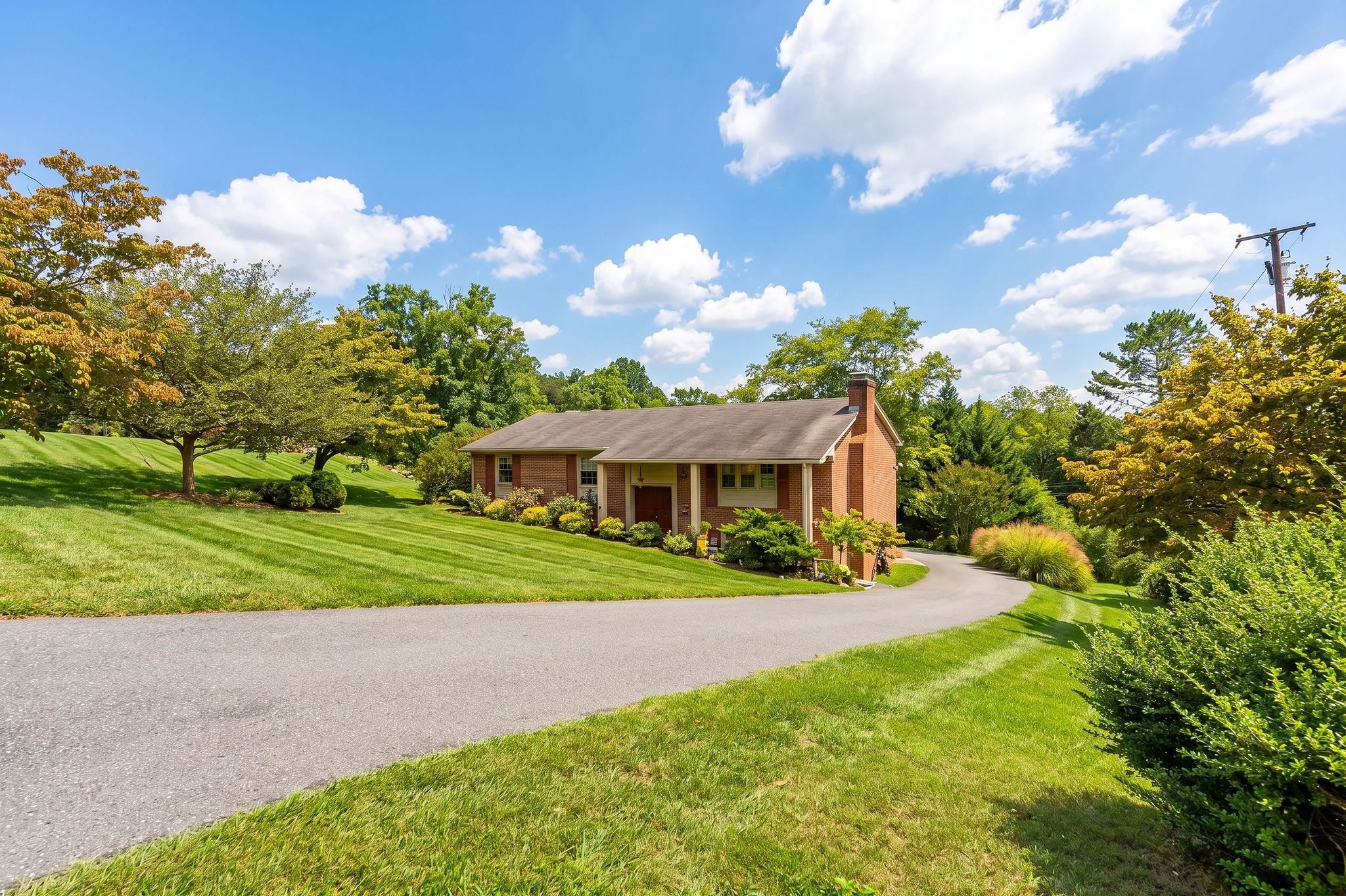 725 Ridgewood Rd, Waynesboro, VA 22980 — photo 5