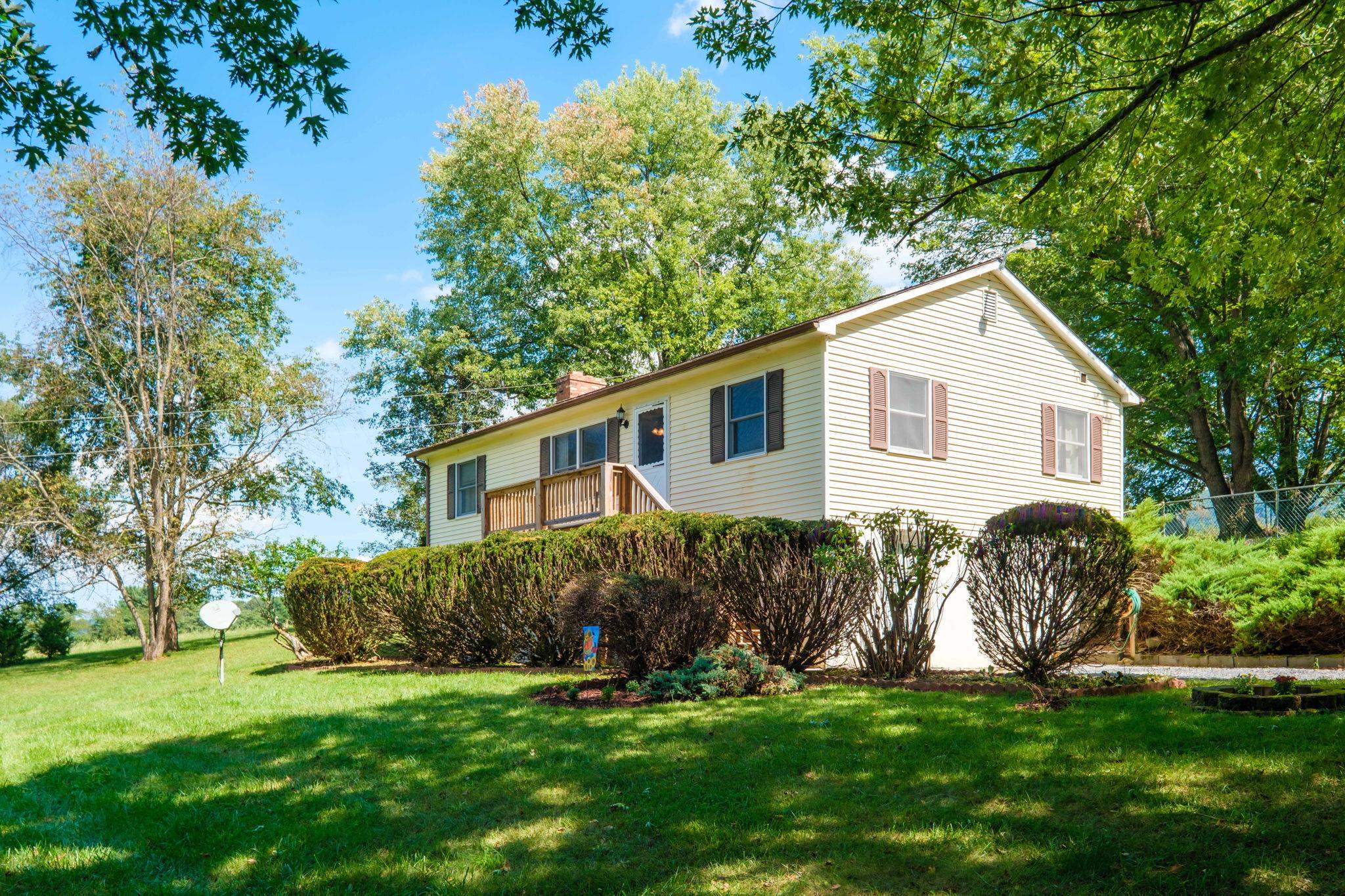 7406 Mountain Valley Rd, Keezletown, VA 22832 — photo 3