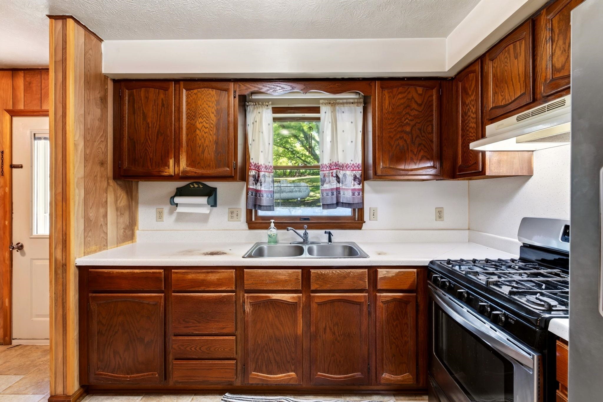 7406 Mountain Valley Rd, Keezletown, VA 22832 — photo 6