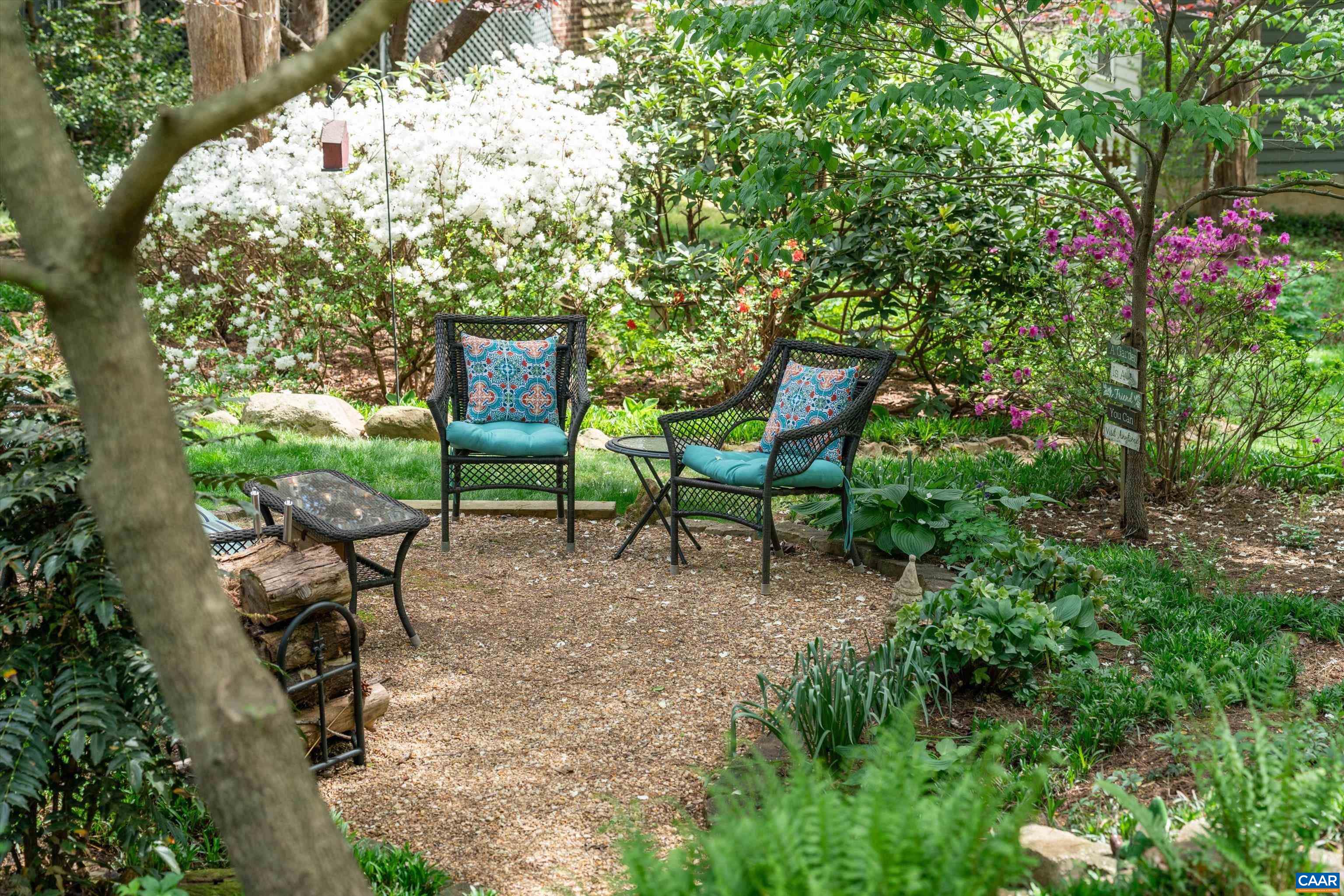227 Flagstone Ter, Charlottesville, VA 22902 — photo 3