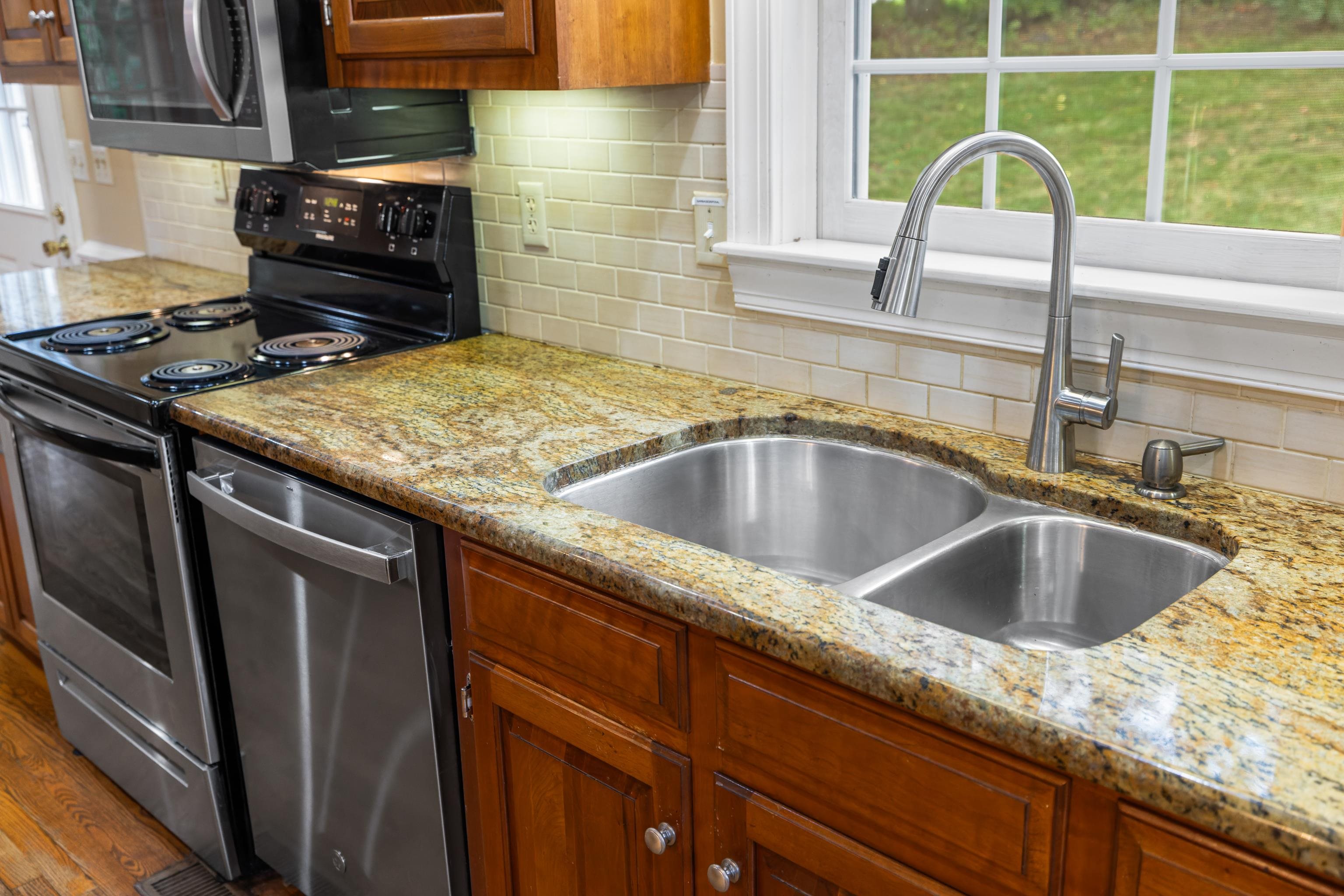 108 Rorrer Cir, Rockingham, VA 22801 — photo 10