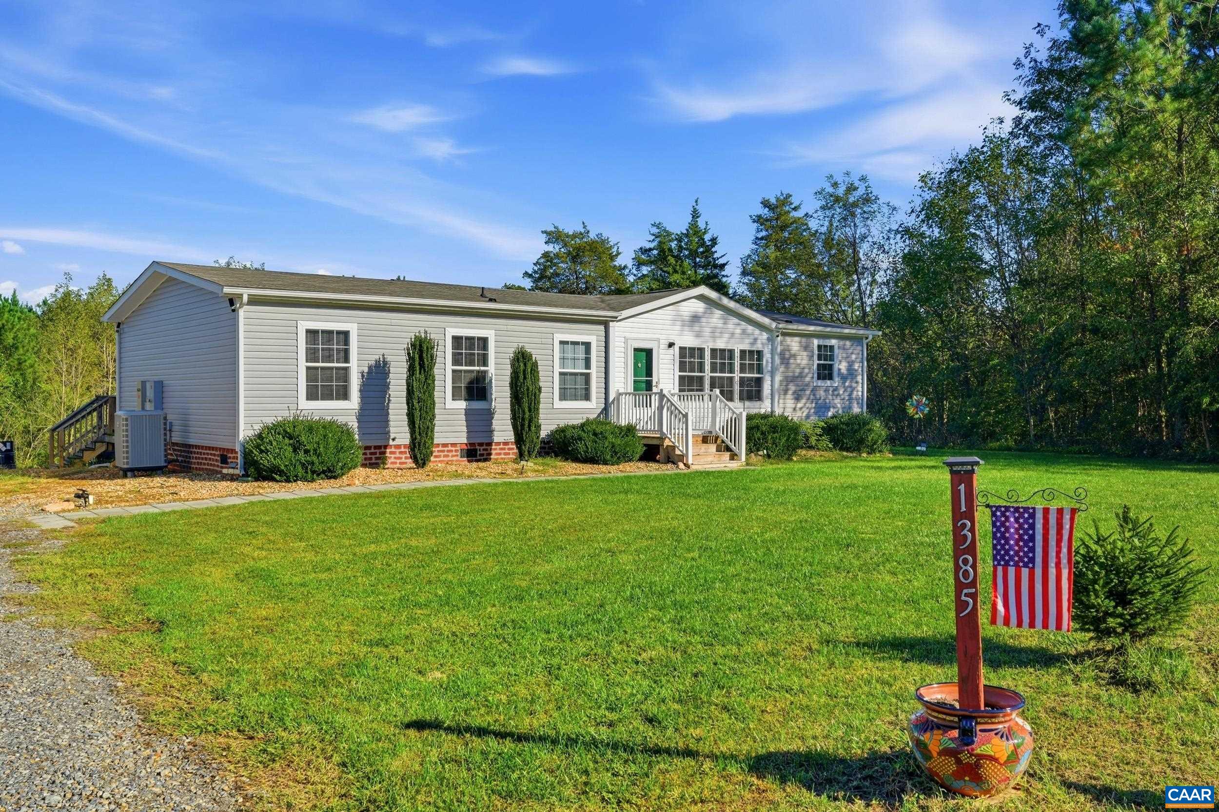 1385 Waltons Store Rd, Louisa, VA 23093 - photo 4