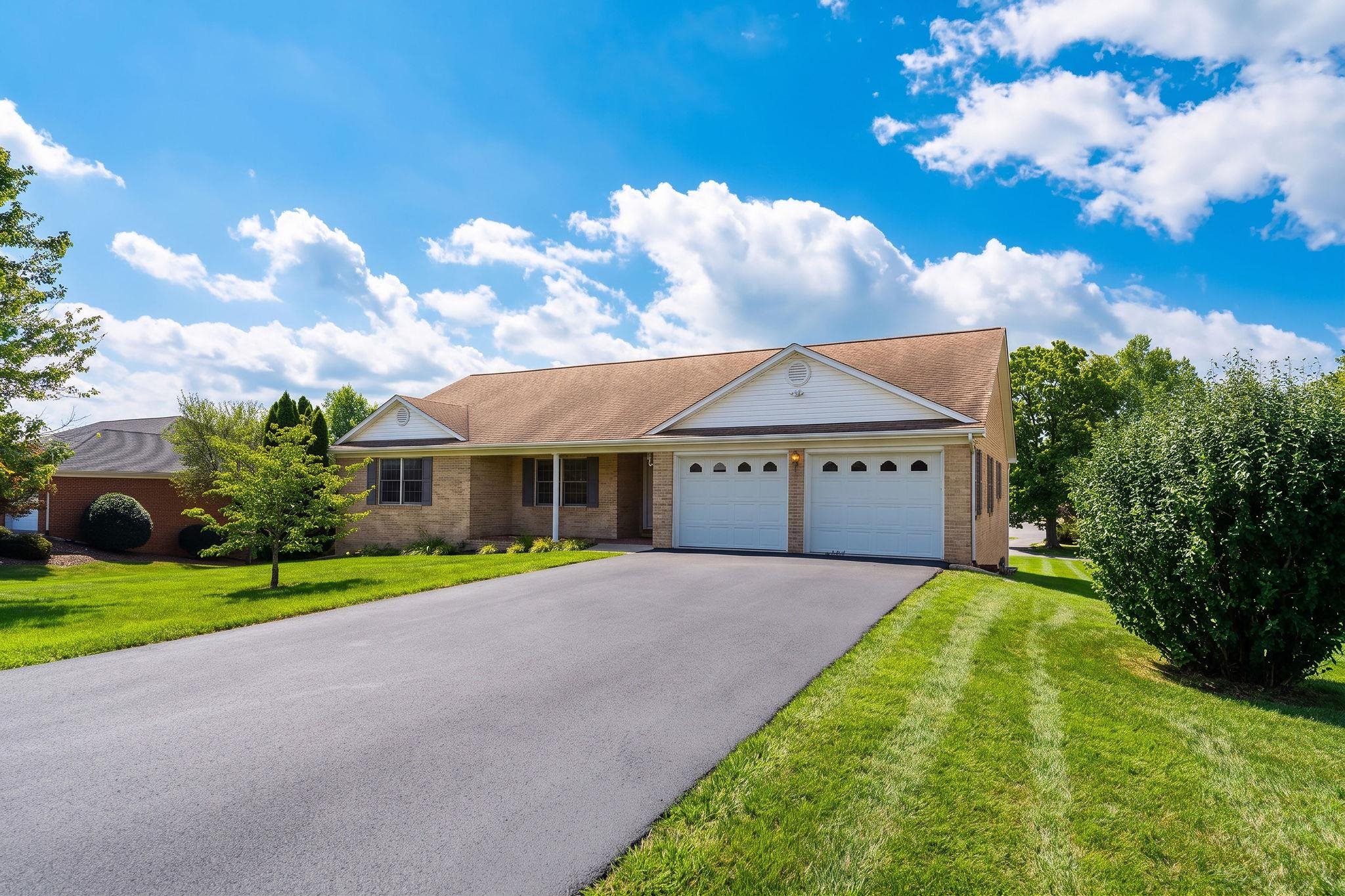 97 Gloucester Rd, Stuarts Draft, VA 24477 — photo 3