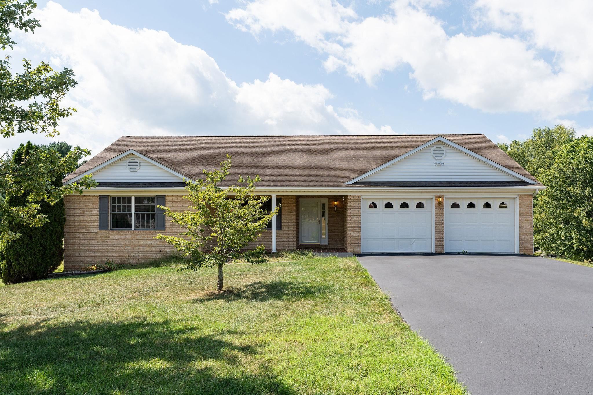 97 Gloucester Rd, Stuarts Draft, VA 24477 — photo 4