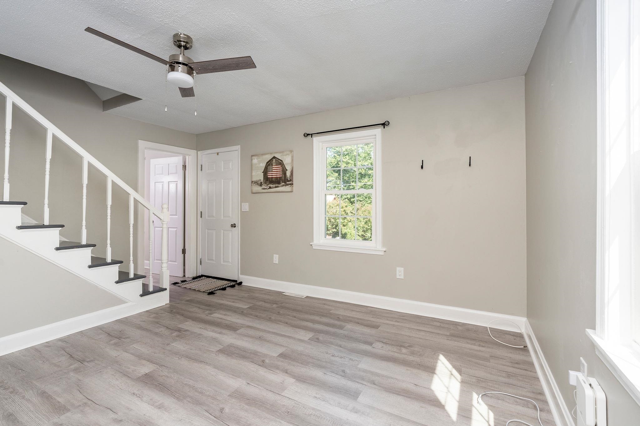 344 Mary Gray Ln, Staunton, VA 24401 — photo 5