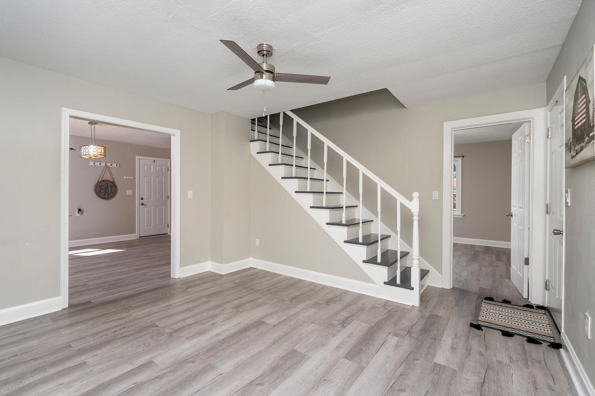 344 Mary Gray Ln, Staunton, VA 24401 — photo 6