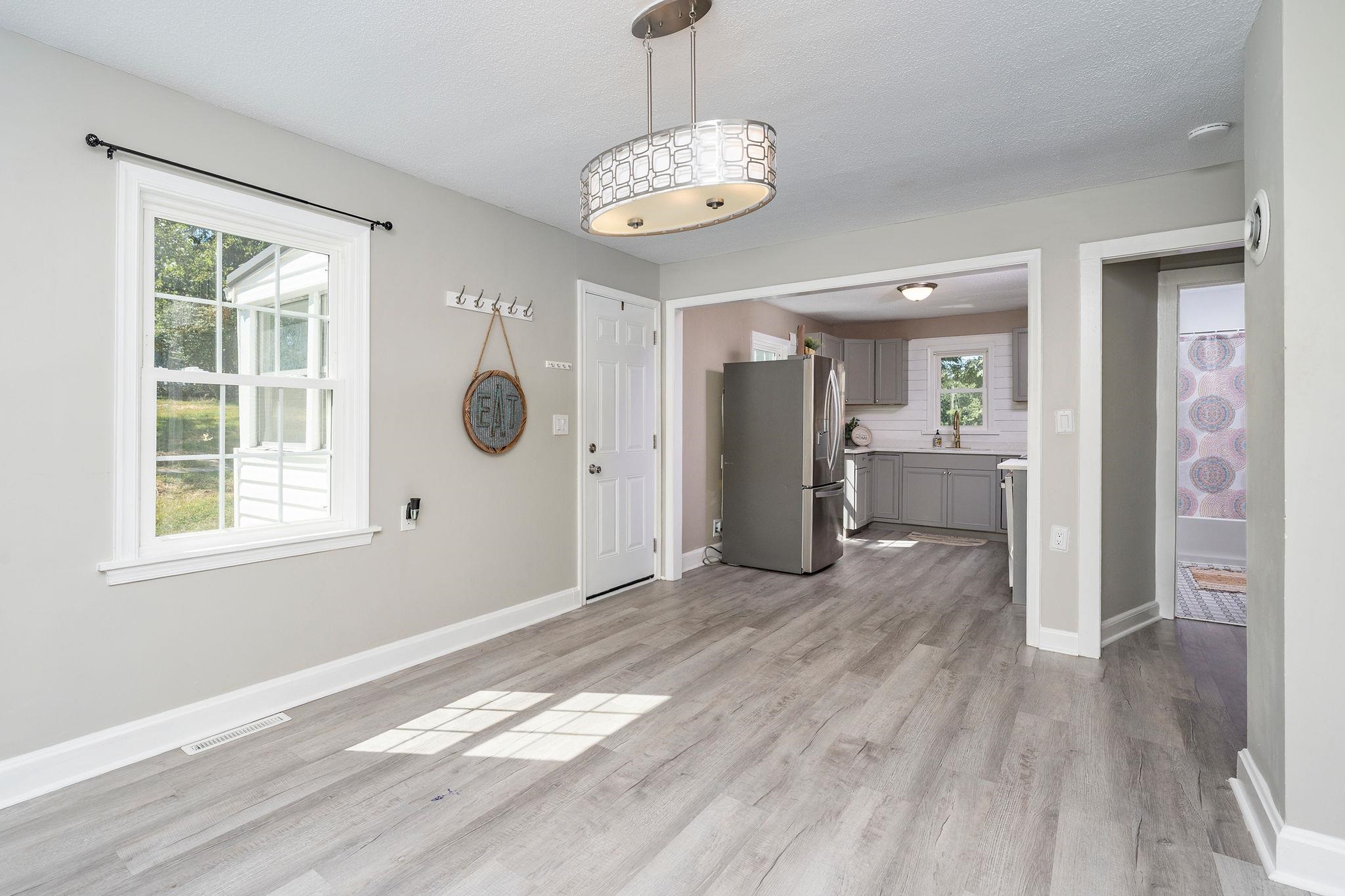 344 Mary Gray Ln, Staunton, VA 24401 — photo 8