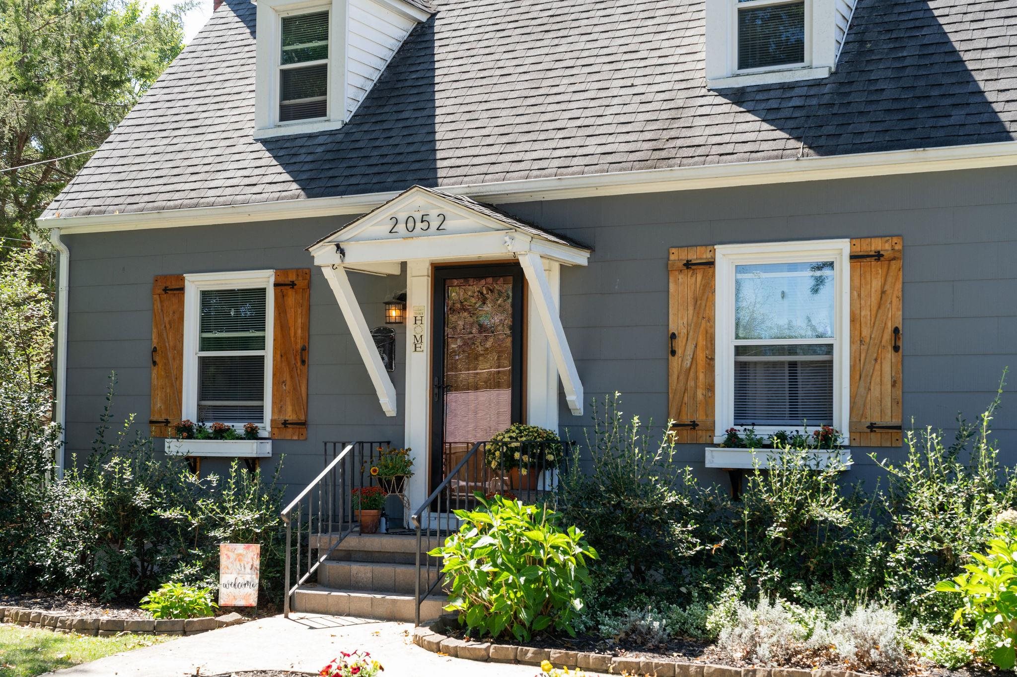 2052 Chase Ave, Waynesboro, VA 22980 — photo 3