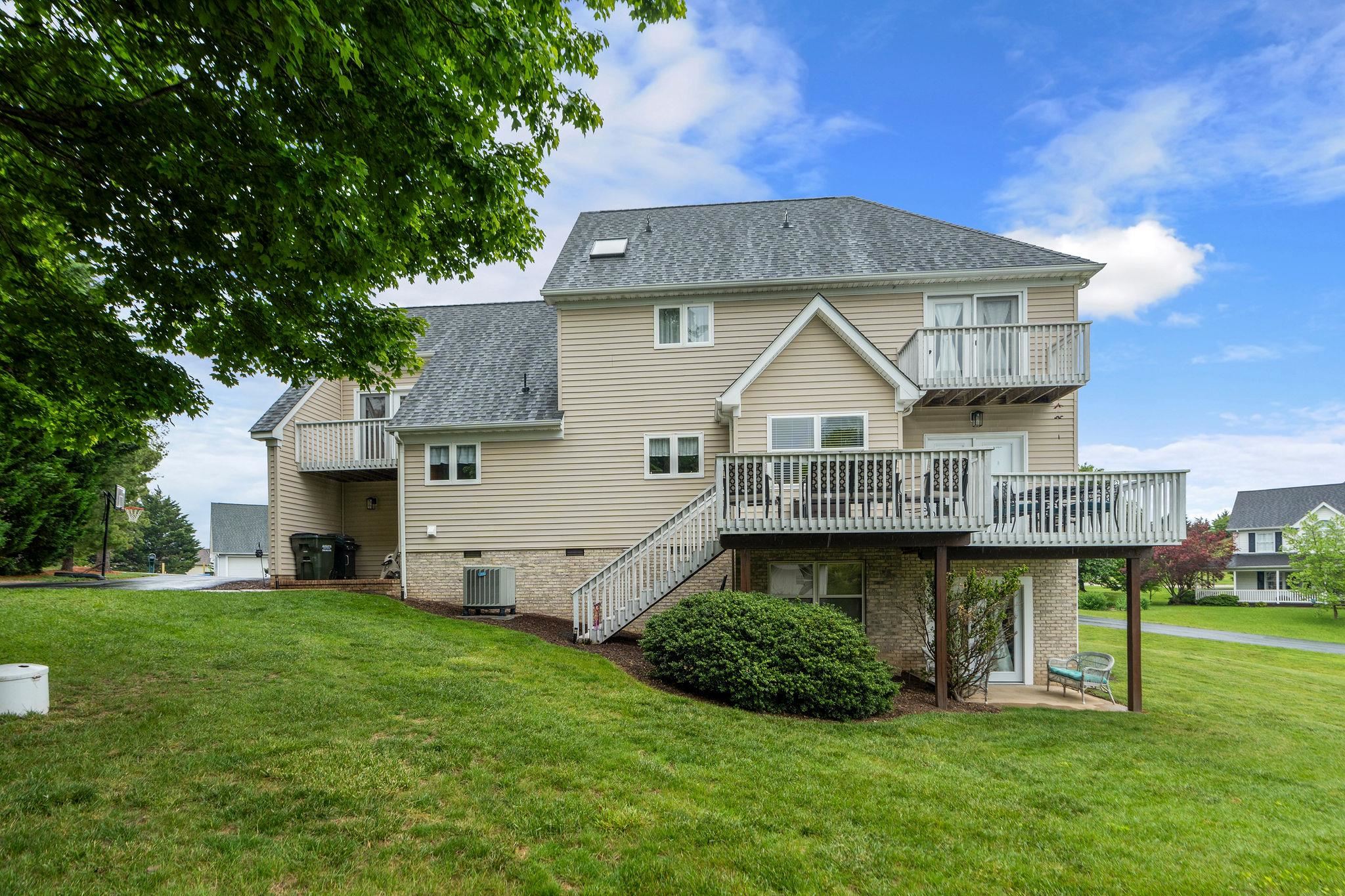 25 Fesha Ln, Fishersville, VA 22939 — photo 3