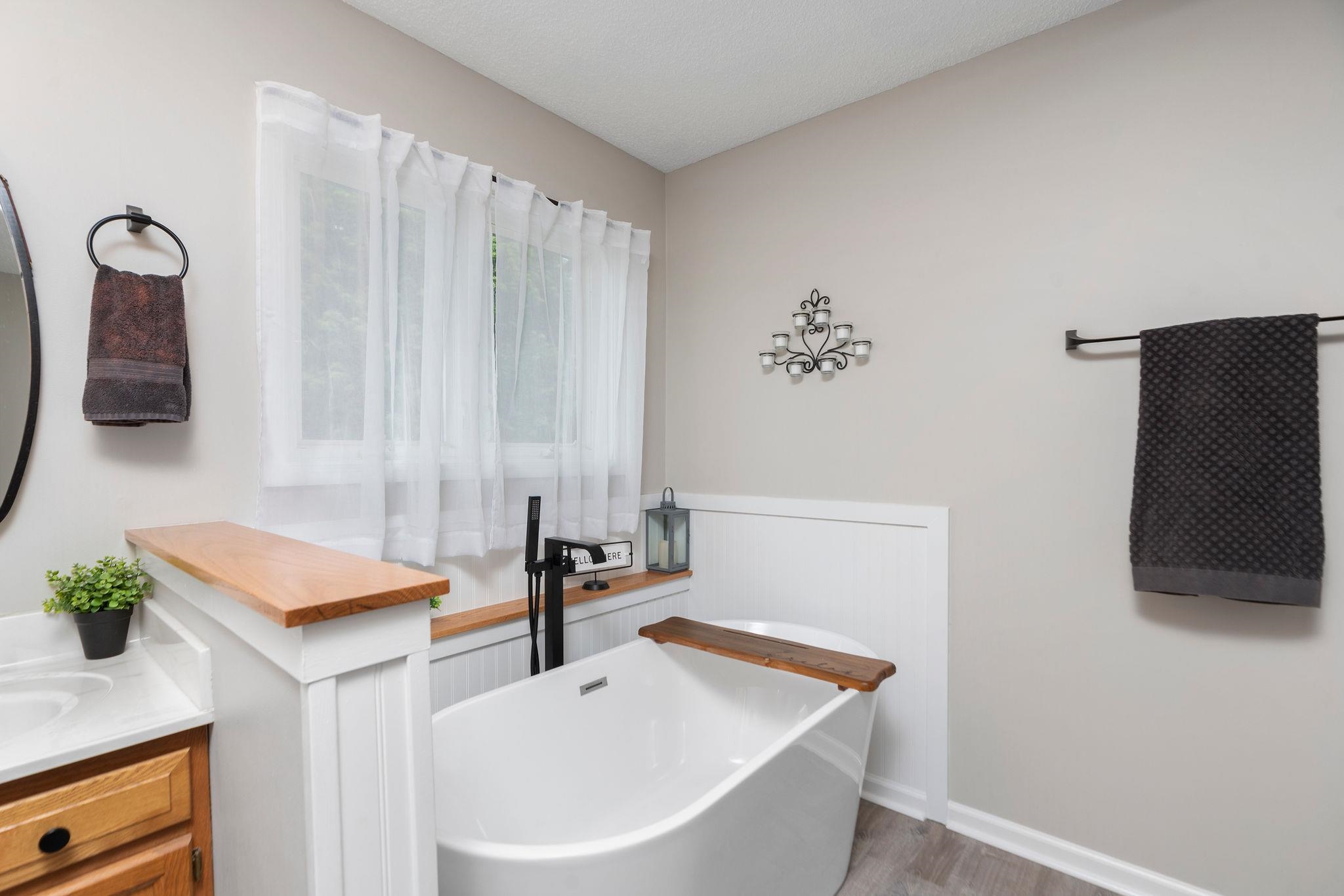 25 Fesha Ln, Fishersville, VA 22939 — photo 8