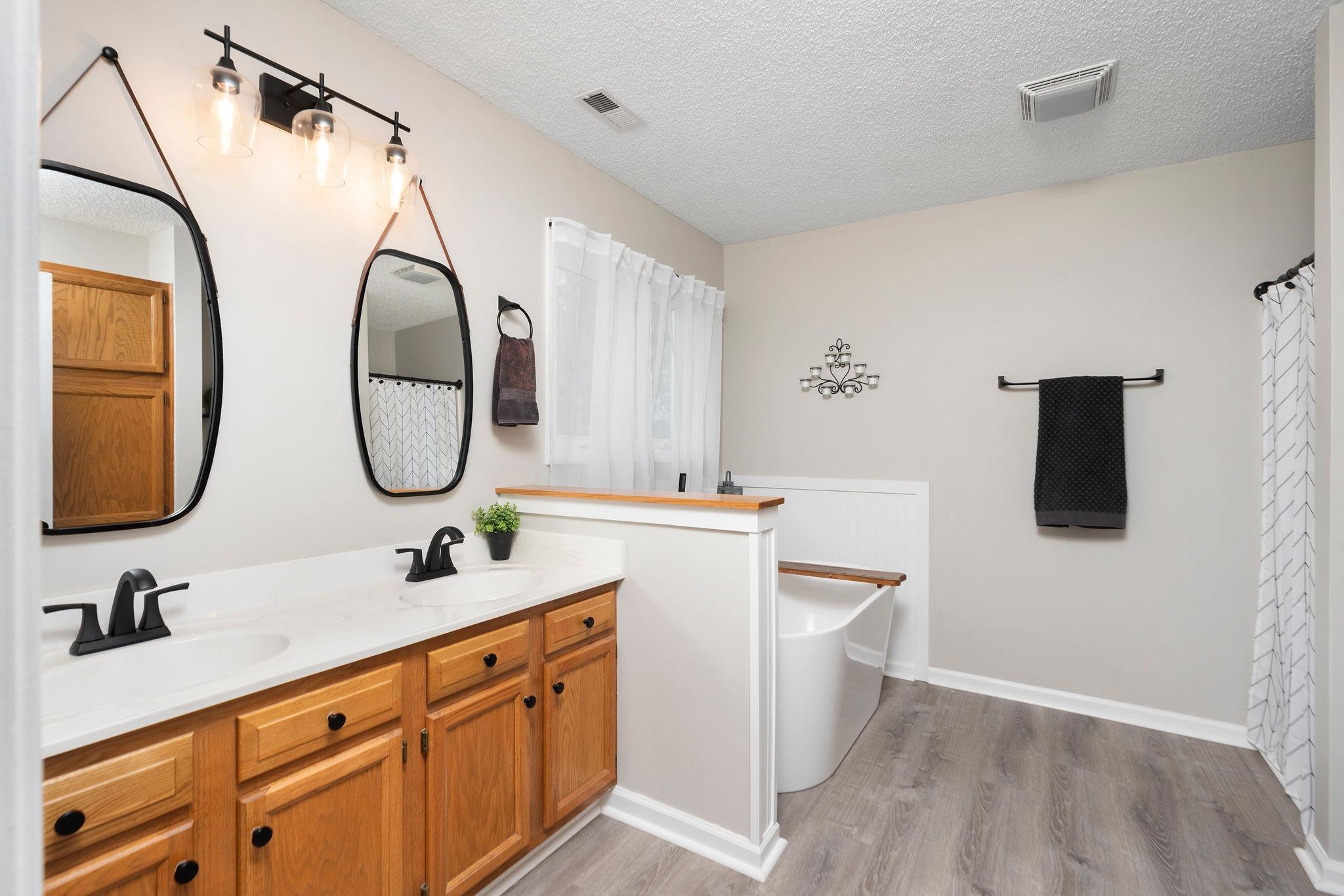 25 Fesha Ln, Fishersville, VA 22939 — photo 9
