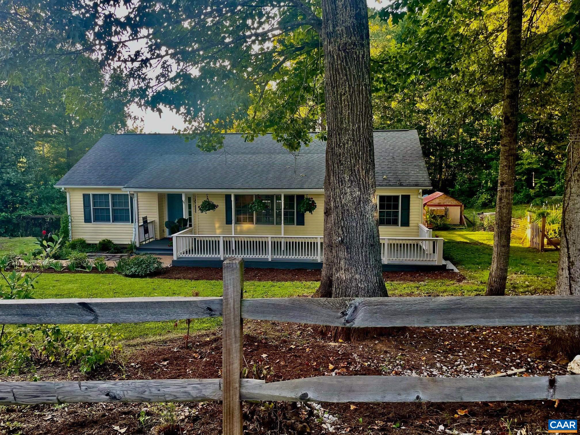103 Horseshoe Rd, Stanardsville, VA 22973