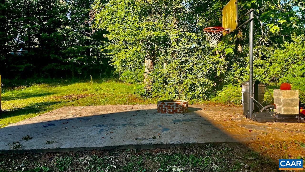 103 Horseshoe Rd, Stanardsville, VA 22973 — photo 10