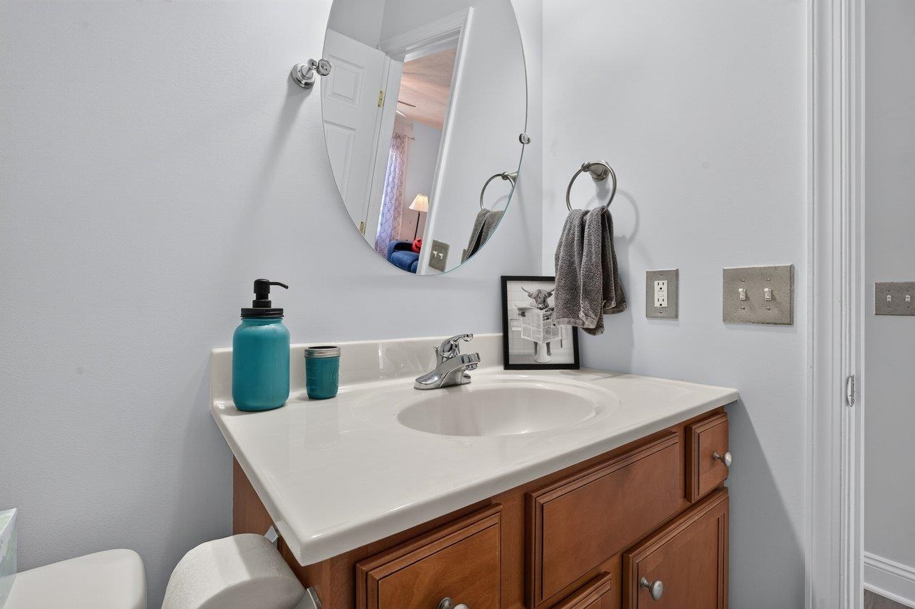 105 13th St, Grottoes, VA 24441 — photo 7