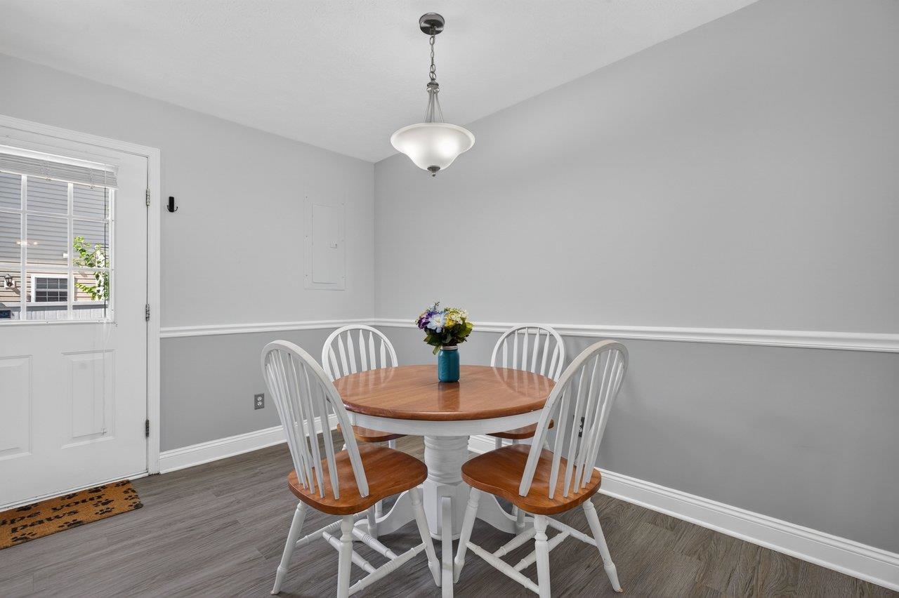 105 13th St, Grottoes, VA 24441 — photo 8