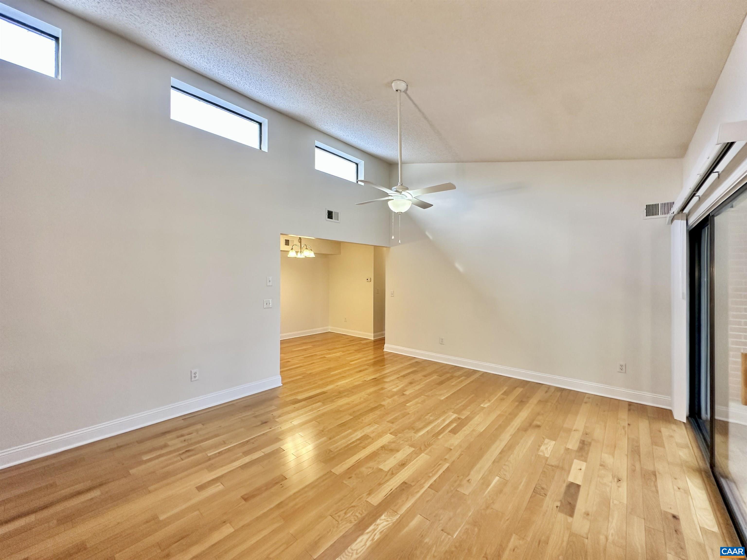 138 Green Turtle Ln, Charlottesville, VA 22901 — photo 6
