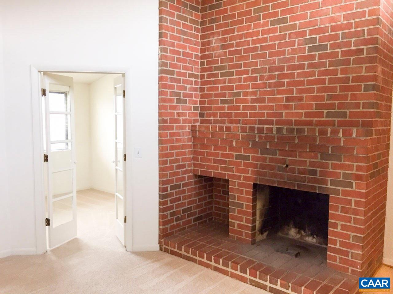 138 Green Turtle Ln, Charlottesville, VA 22901 — photo 8