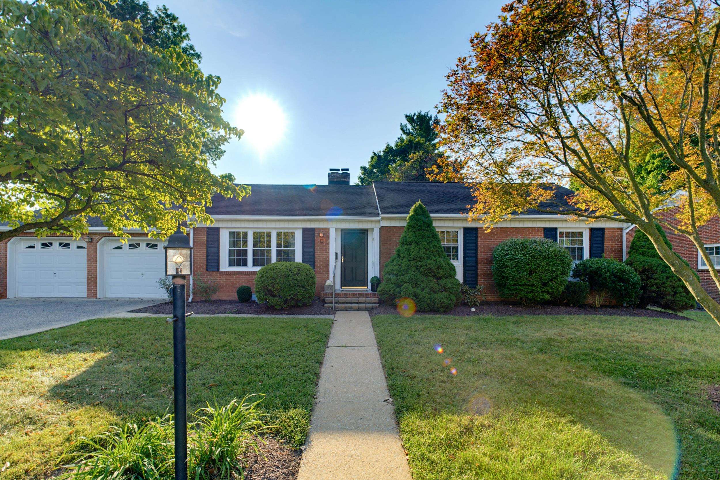 112 N West View St, Bridgewater, VA 22812