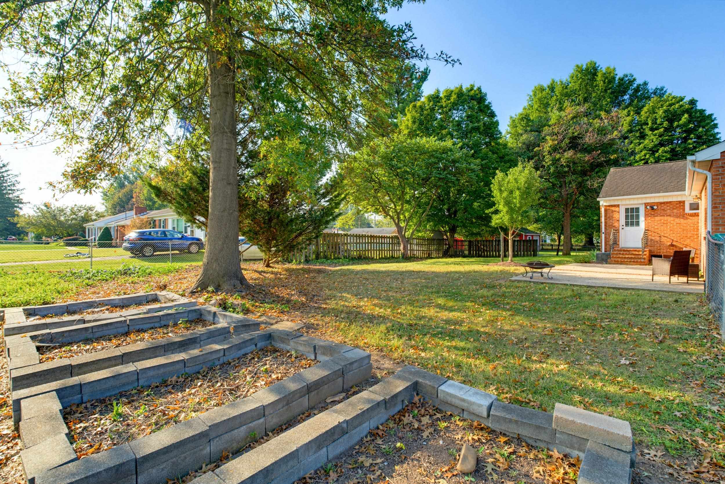 112 N West View St, Bridgewater, VA 22812 — photo 4