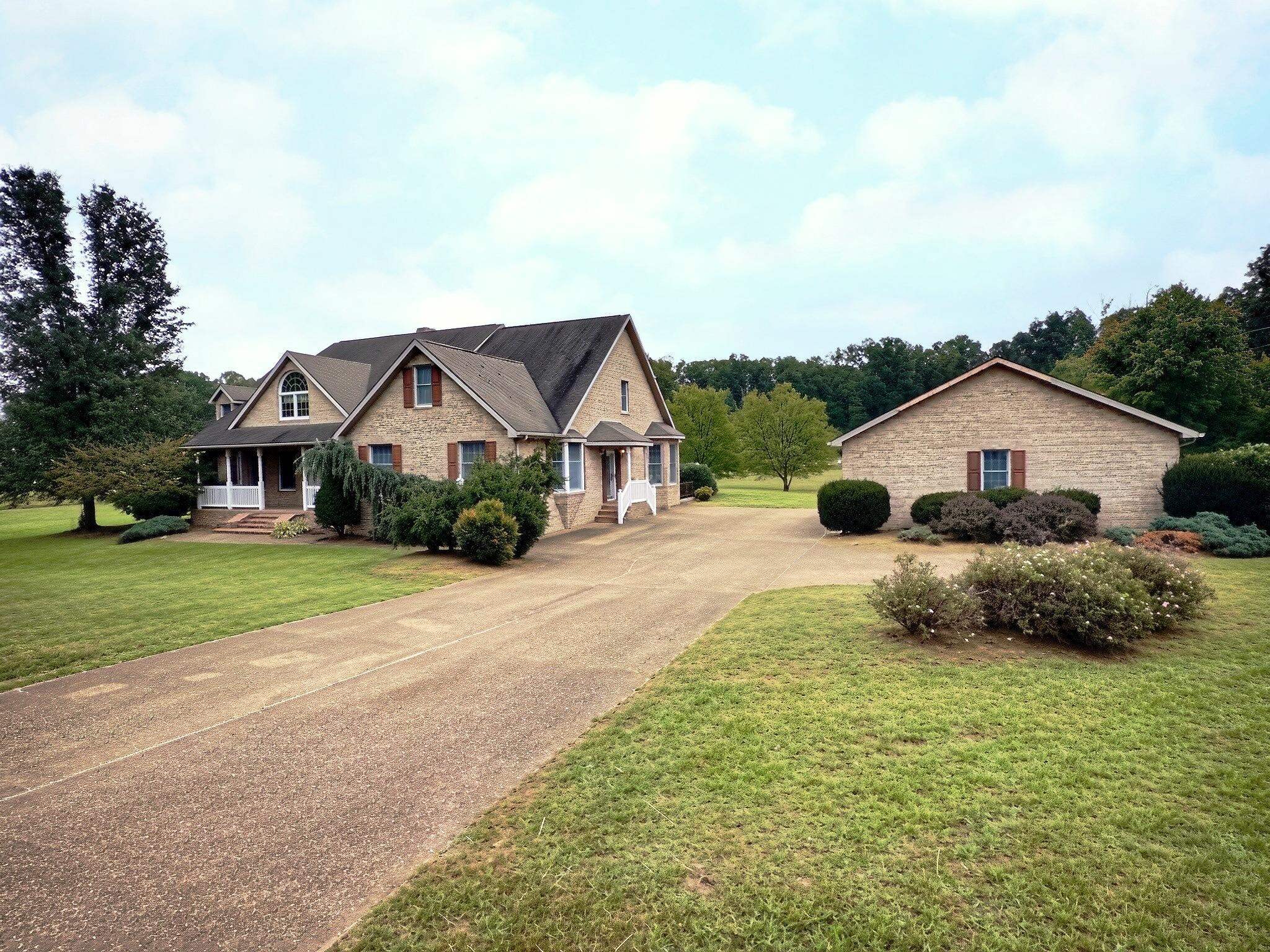 8295 South East Side Hwy, Elkton, VA 22827 — photo 4