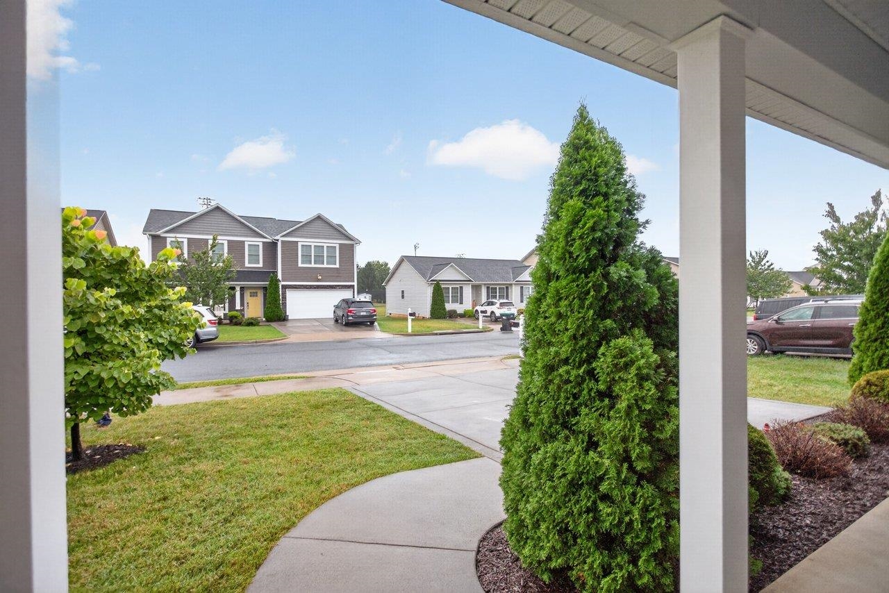 223 Dylan Cir, Bridgewater, VA 22812 — photo 6
