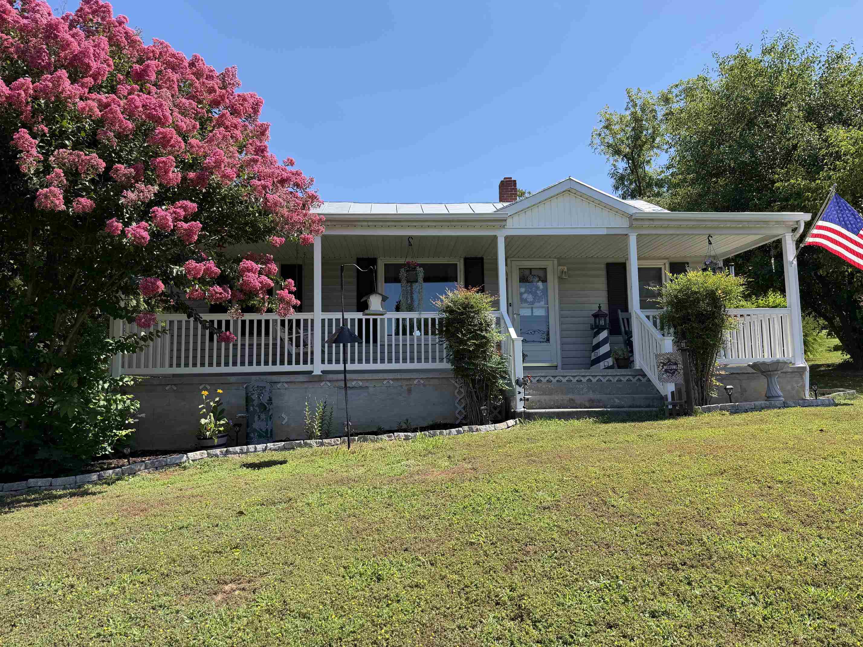 2364 Mayland Rd, Broadway, VA 22815