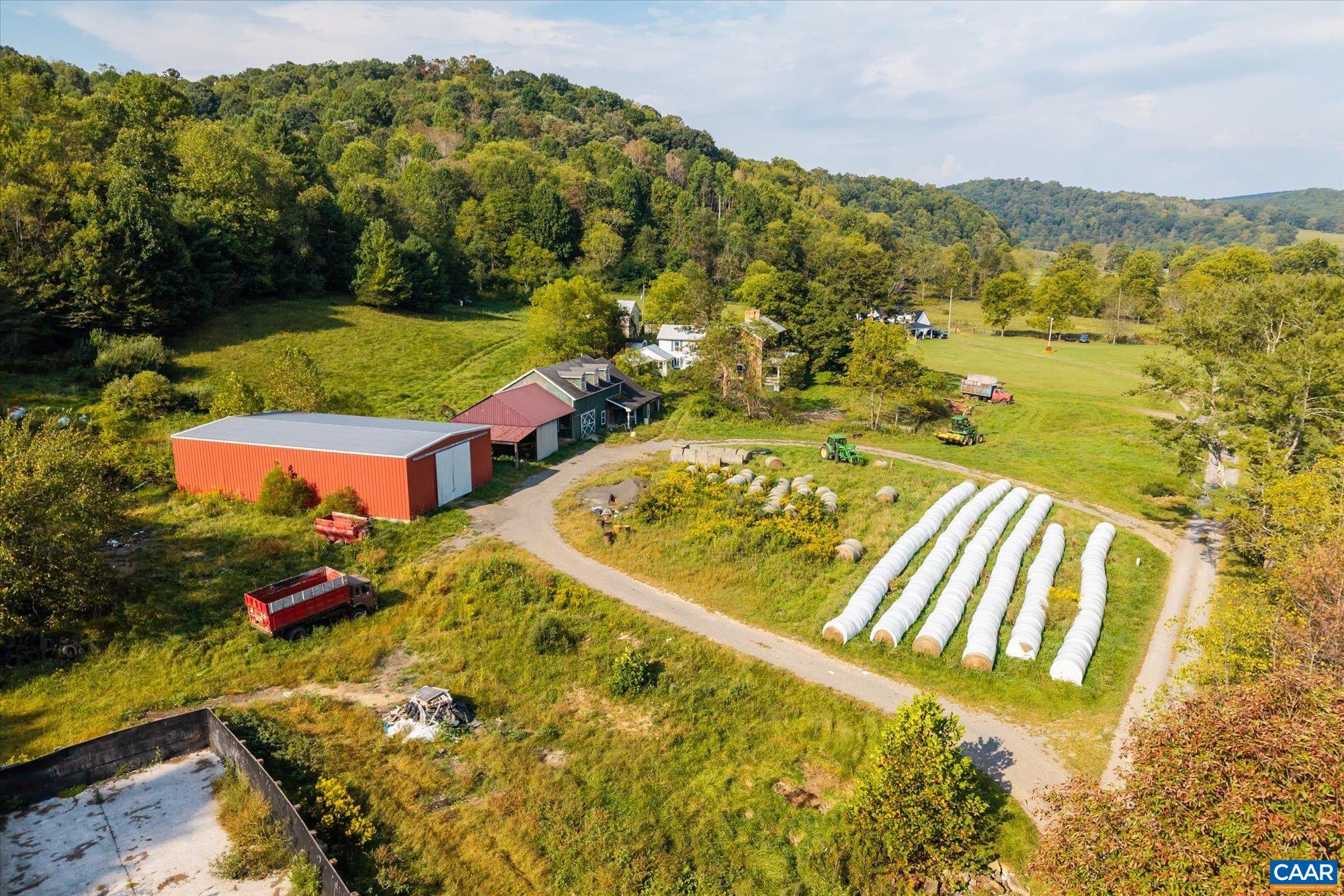 964 Crystal Springs Dr, Bland, VA 24315 — photo 9