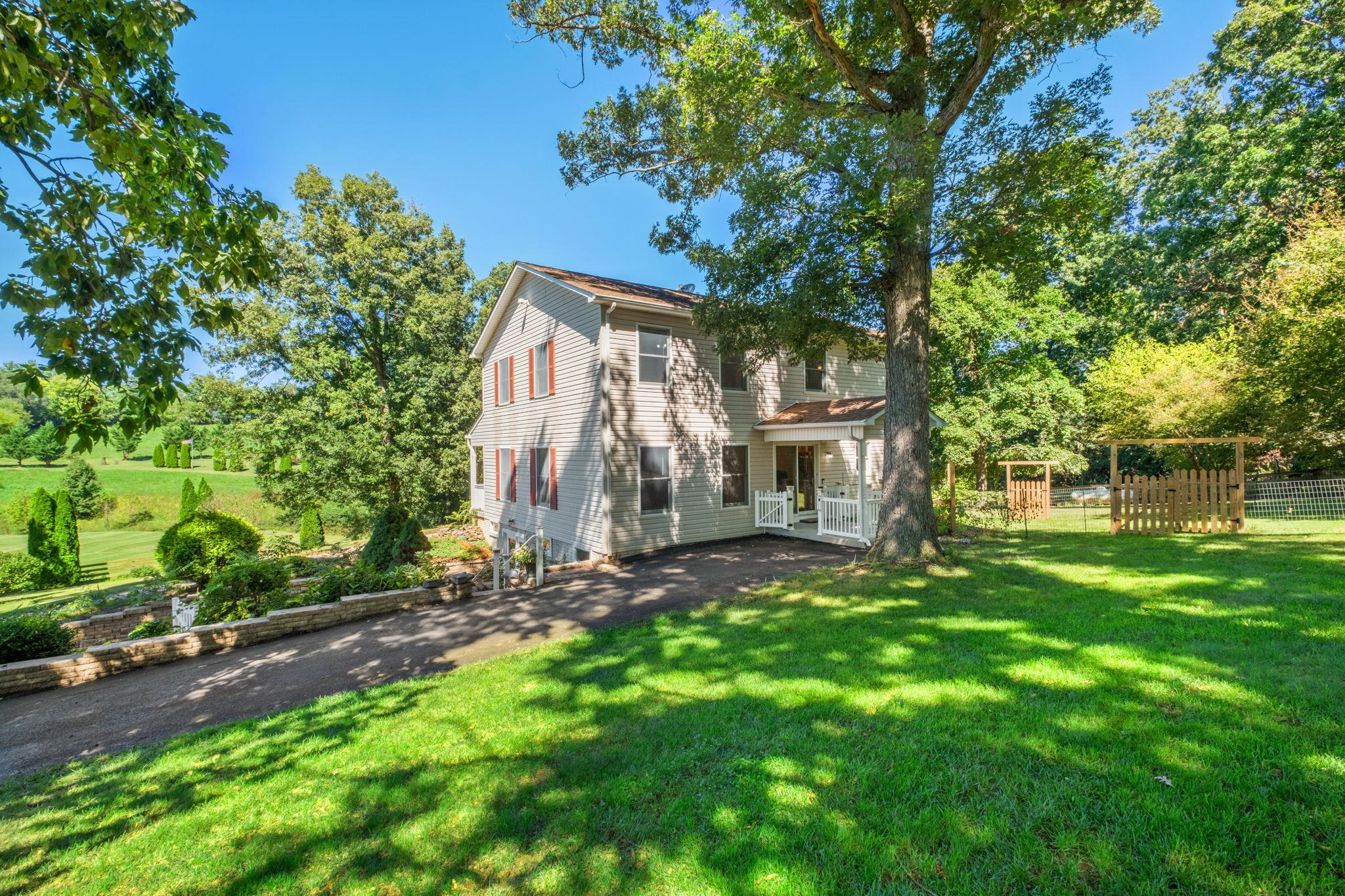 2162 Skippie Ln, Broadway, VA 22815 — photo 10